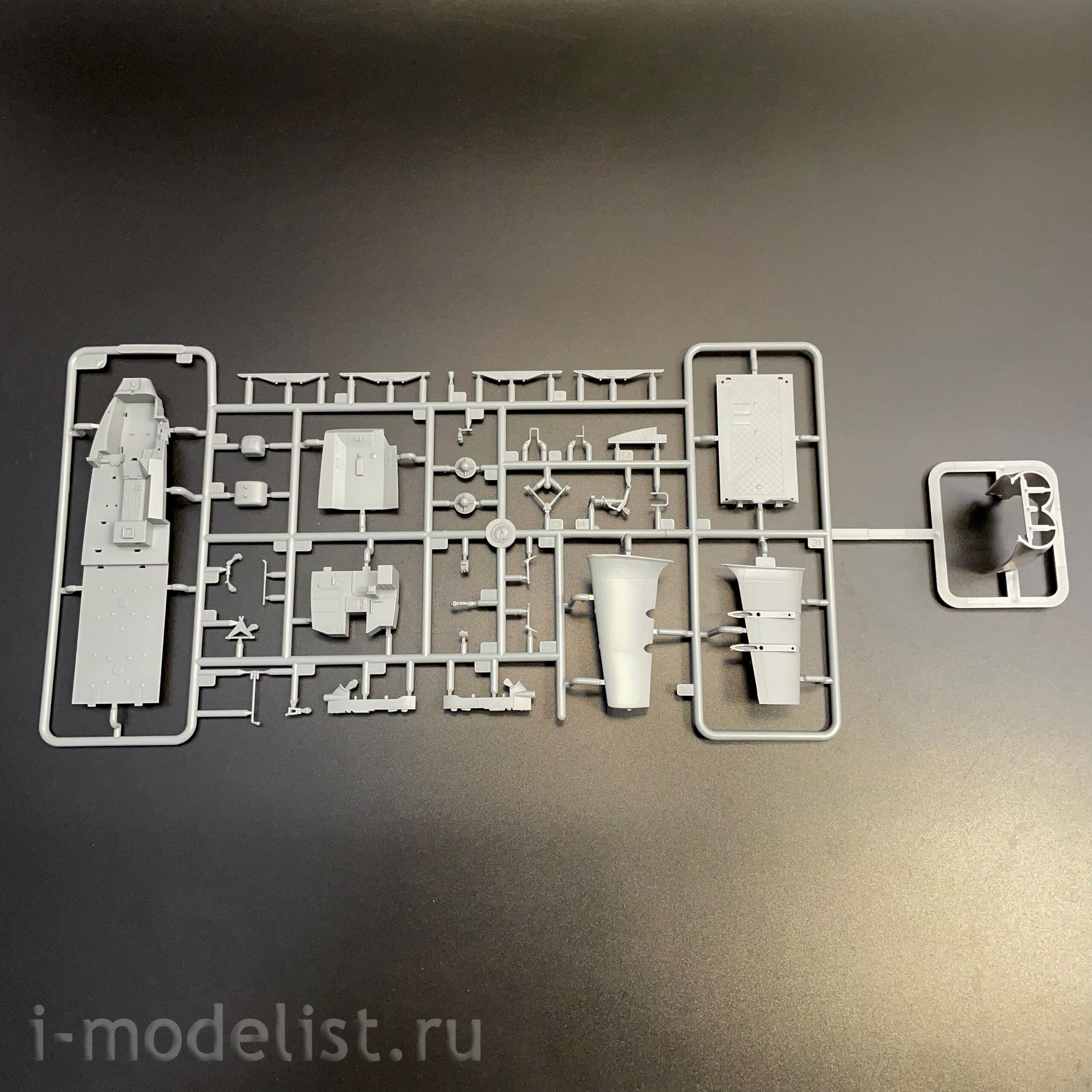 05828 Т$ач 1/48 Российский ударный вертолёт Mu-24А Hind-B