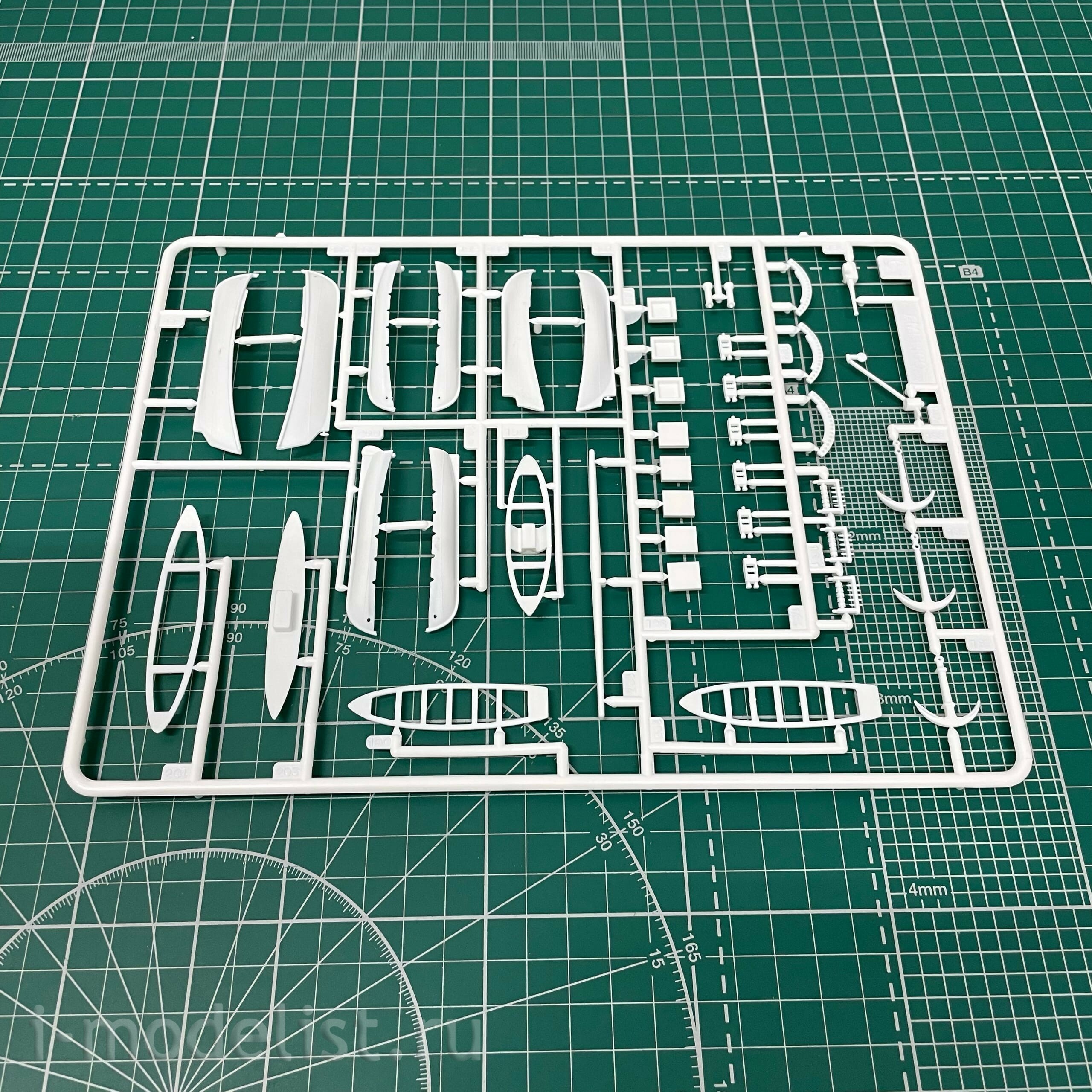 115060 Modeler 1/150 Ship 