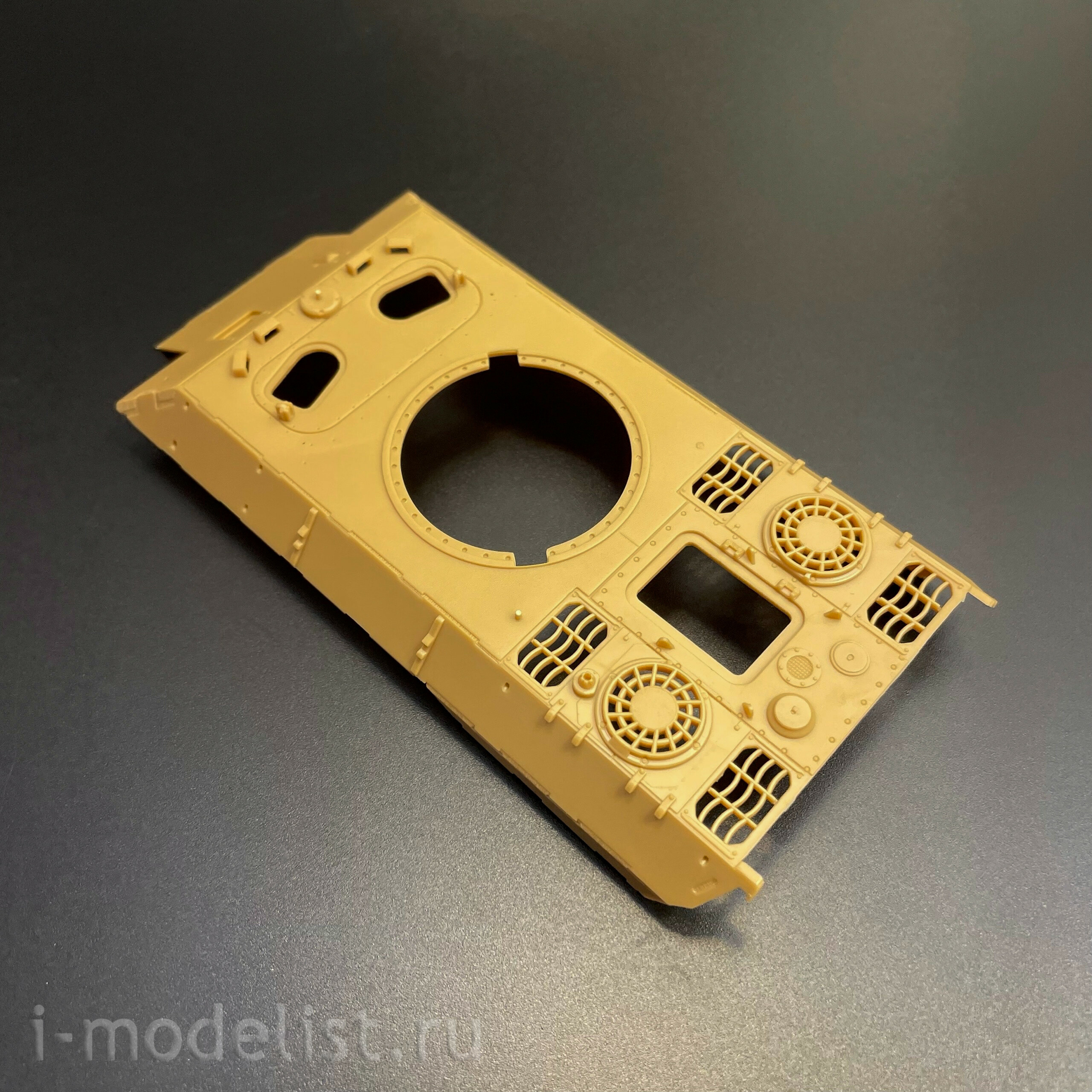 84831 Hobbyboss 1/48 Notмецкий танк PzBeobWg V Ausf.A