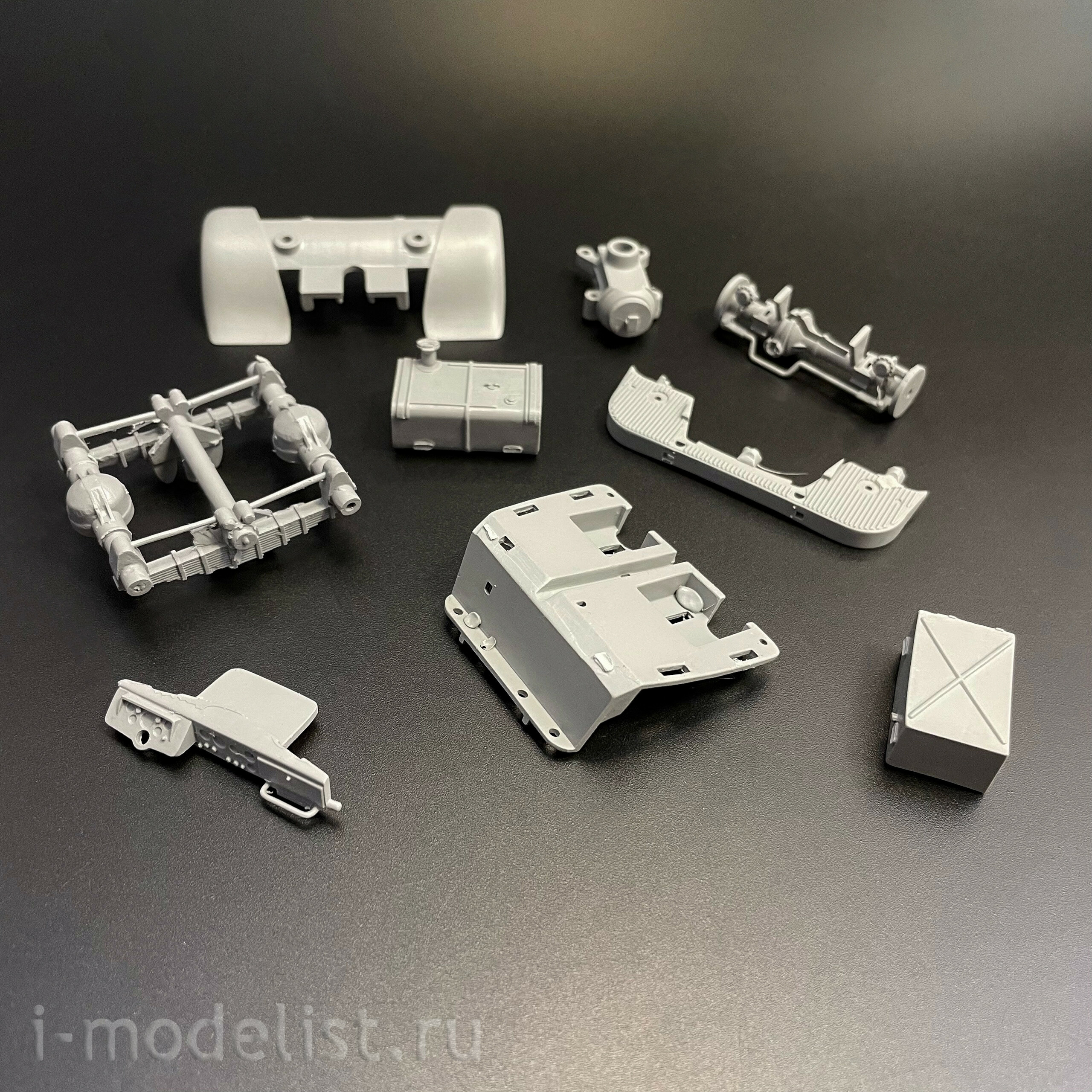 1682AVD AVD Models 1/43 Truck NAMI 020