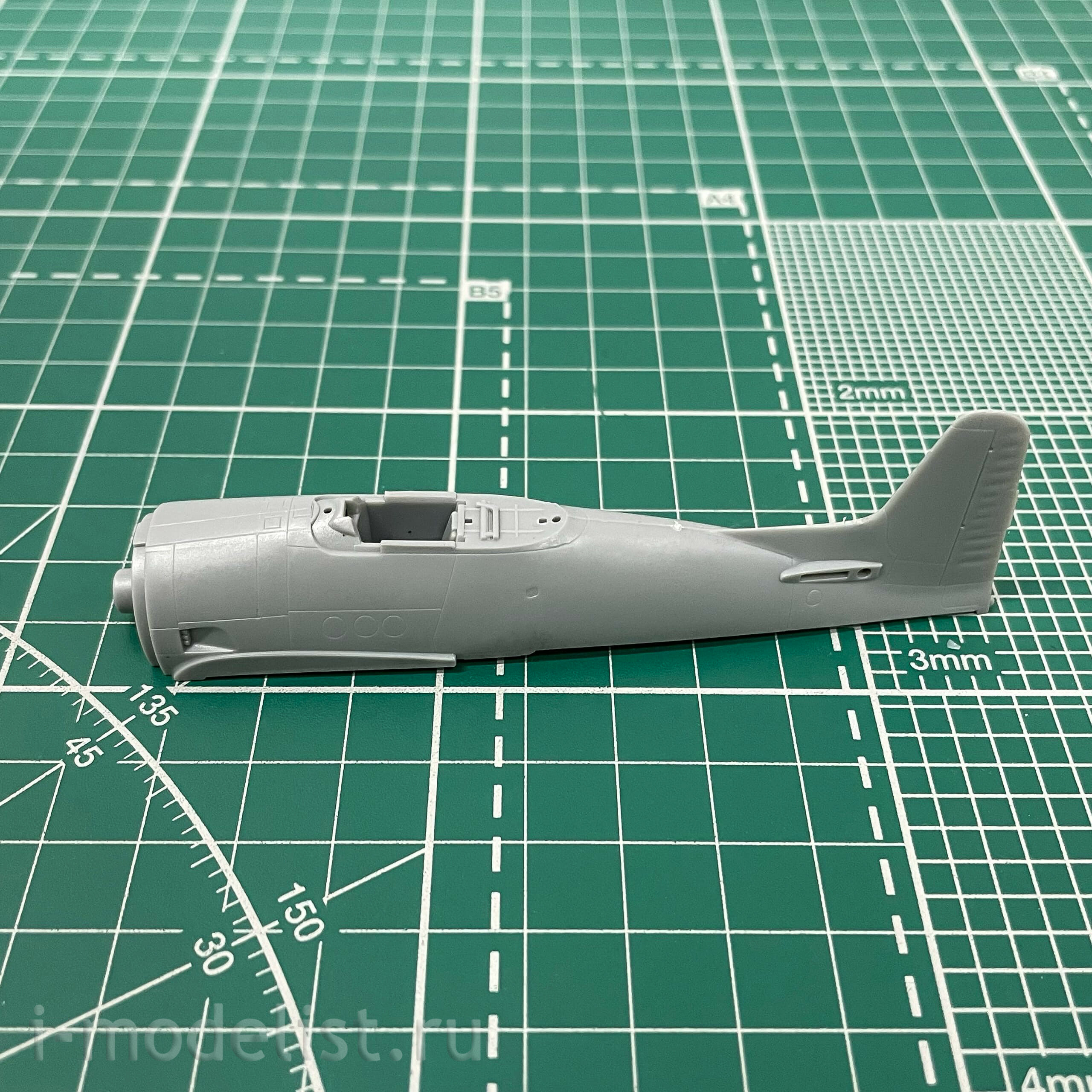 87268 HobbyBoss 1/72 Fighter F8F-1B Bearcat