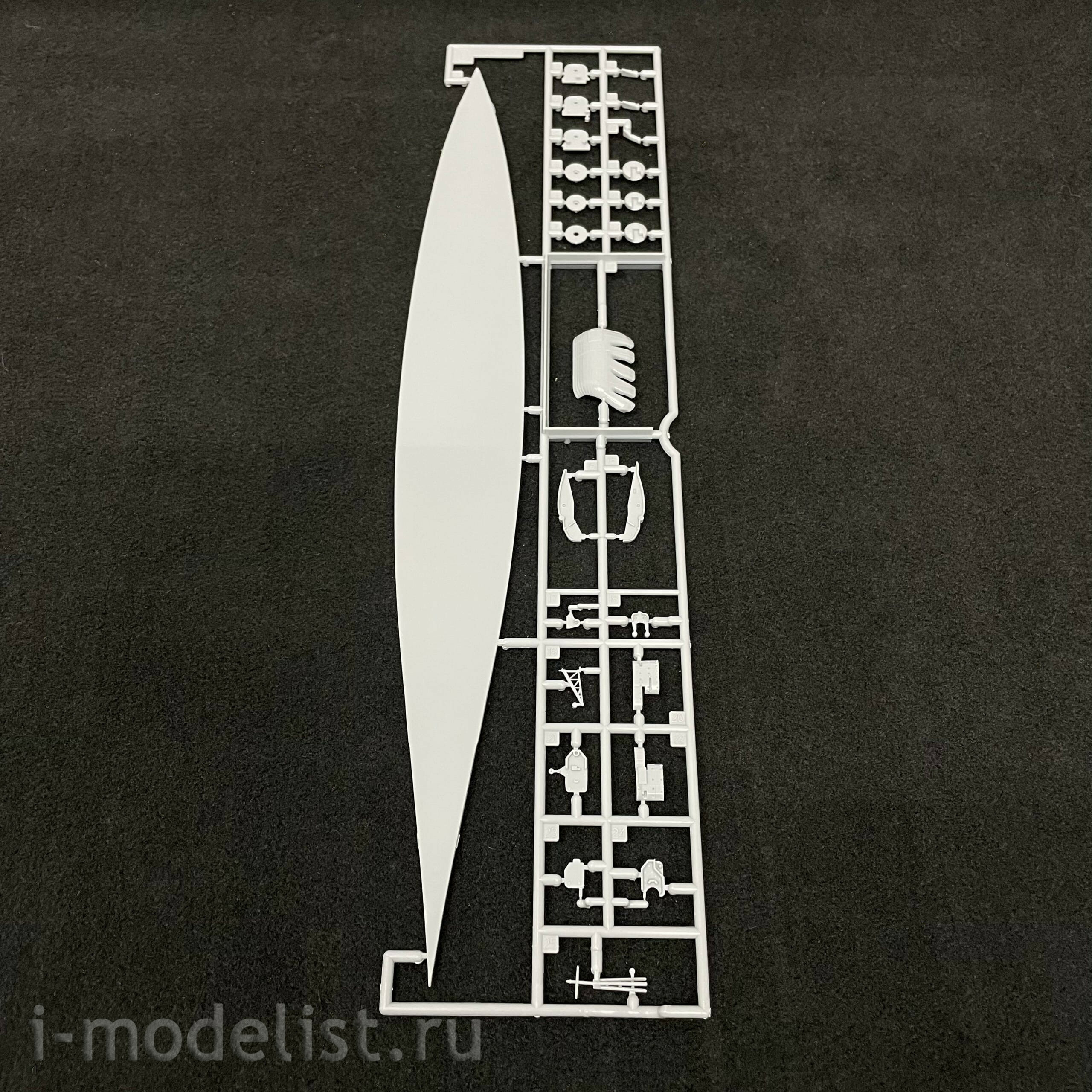 49227 Hasegawa 1/700 Japanese Aircraft Carrier Akagi