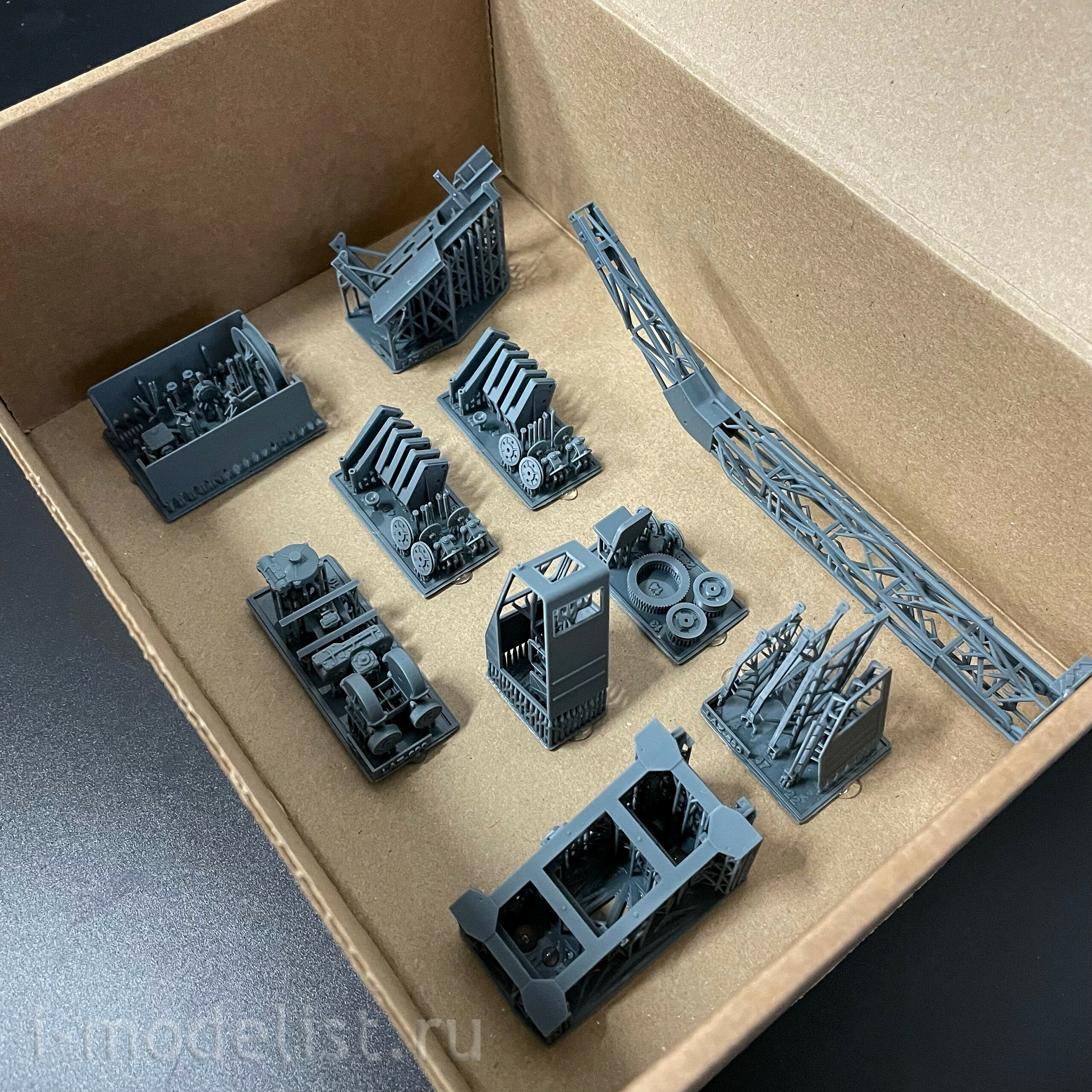 ММ43016 My модель 1/43 Автокран ЛАЗ-690 на базе З-164 конверсия