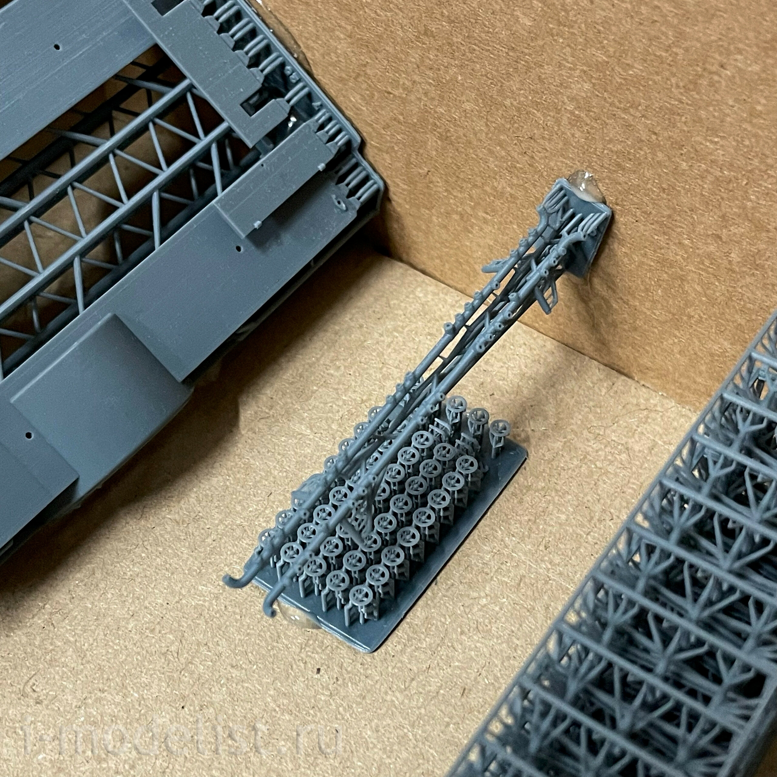 ММ43014 My модель 1/43 АУ-21 Автомобиль углекислfromного тушения на базе грузовика тип-130