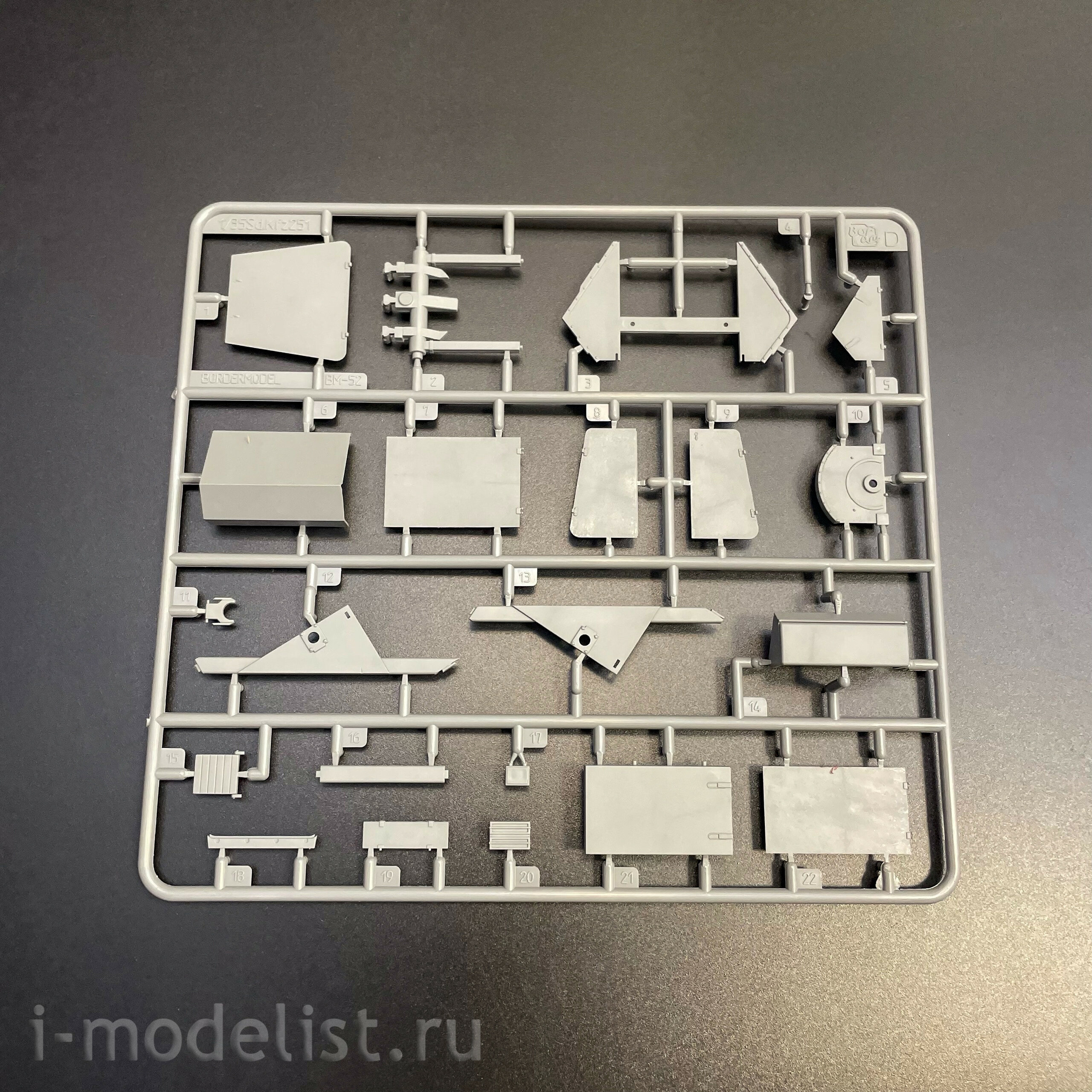 BT-043 Border Model 1/35 Notмецкая самоходная артиллерийская установка Sd.Kfz.251/22 с 7.5 см PaK 40 