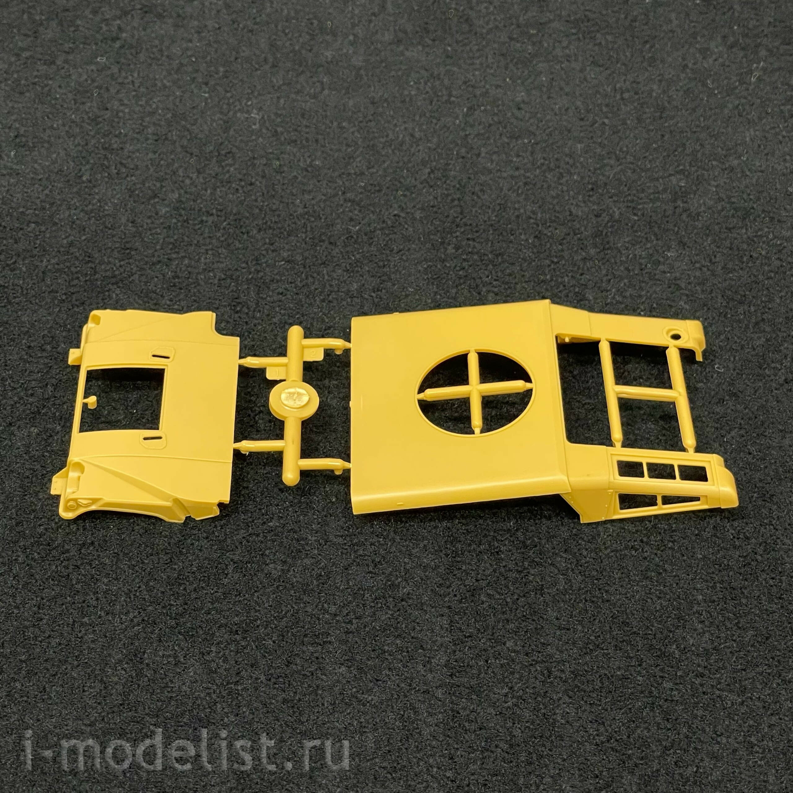 CB35136 Bronco 1/35 M1114 Up-Armored Vehicle w/ Xm153 Crows II