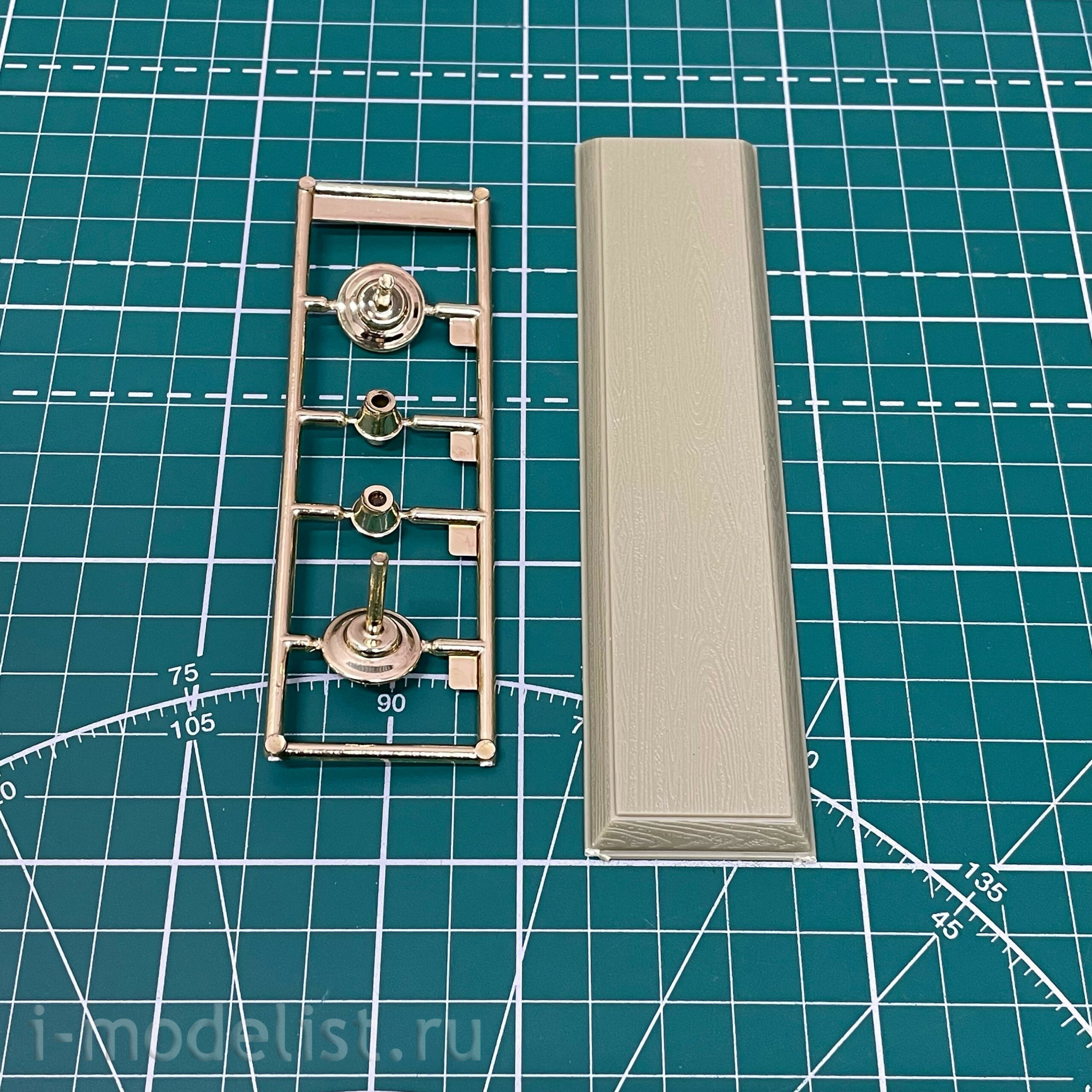 135040 Modeler 1/350 Topsail schooner 