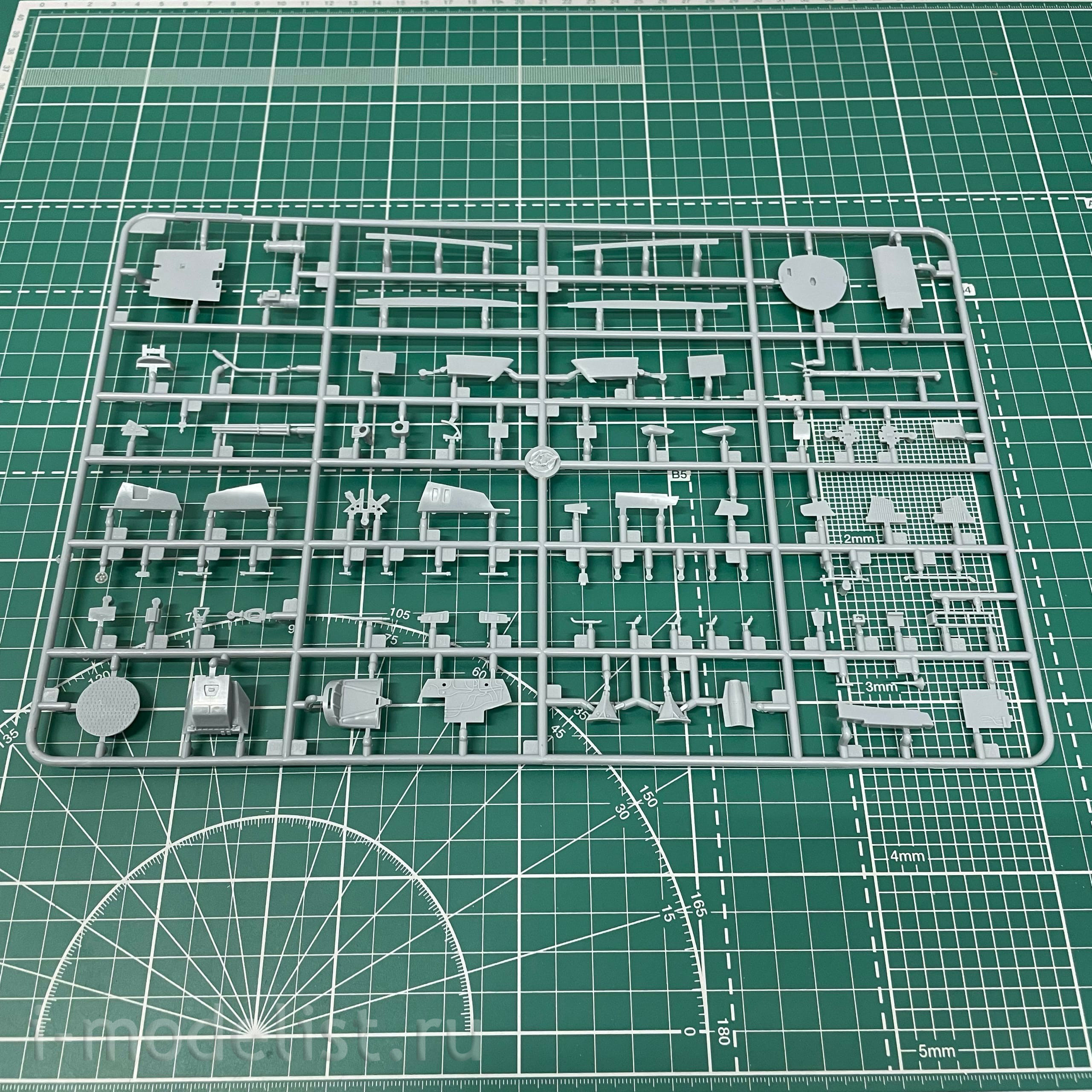 80367 HobbyBoss 1/48 F-14B Tomcat Aircraft