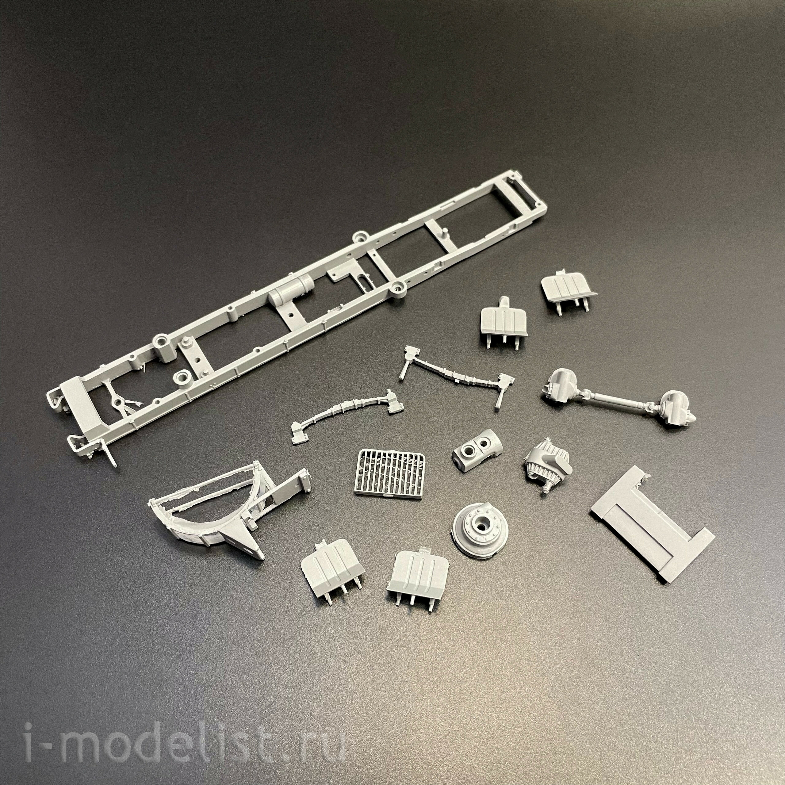 1682AVD AVD Models 1/43 Truck NAMI 020