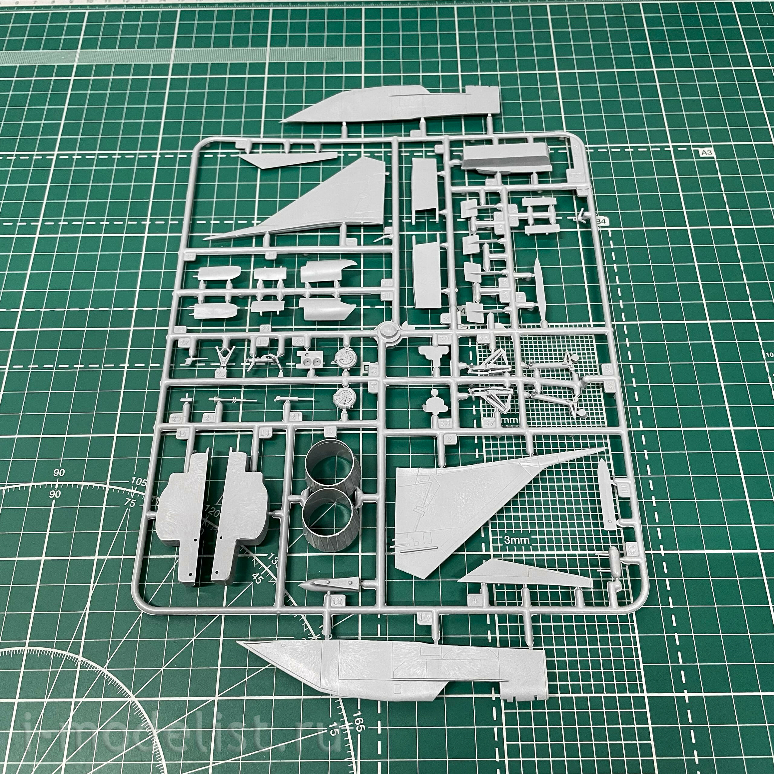 7244 Zvezda 1/72 Российский перехватчик дальнего действия МИГ-31Б