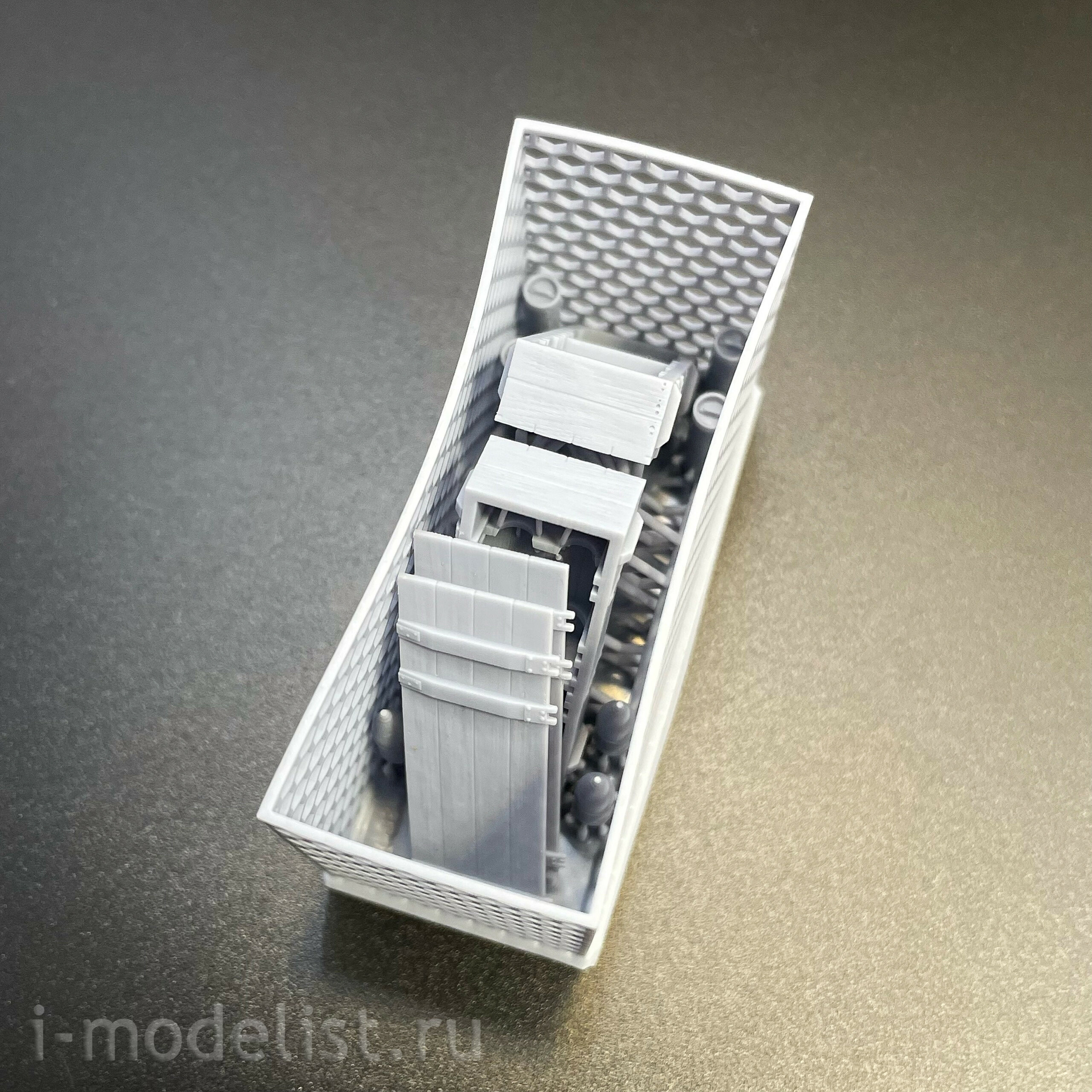 im35145 GE Models 1/35 Снаряды 122 мм 3ОФ56 (2 ящика, 4 снаряда + декаль)