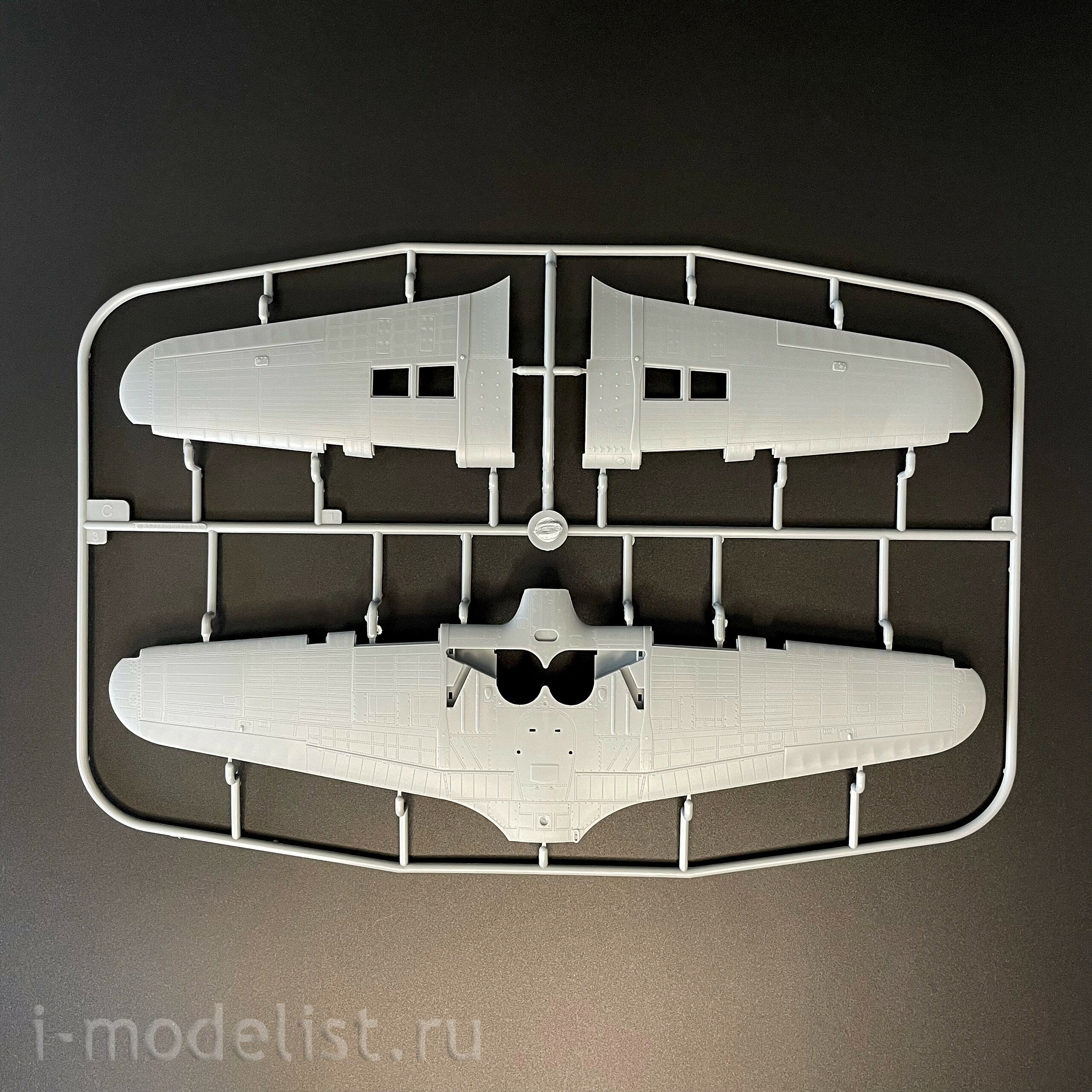 81779 HobbyBoss 1/48 Истребитель многоцелевой Hawker Hurricane Mk.IIc/Trop