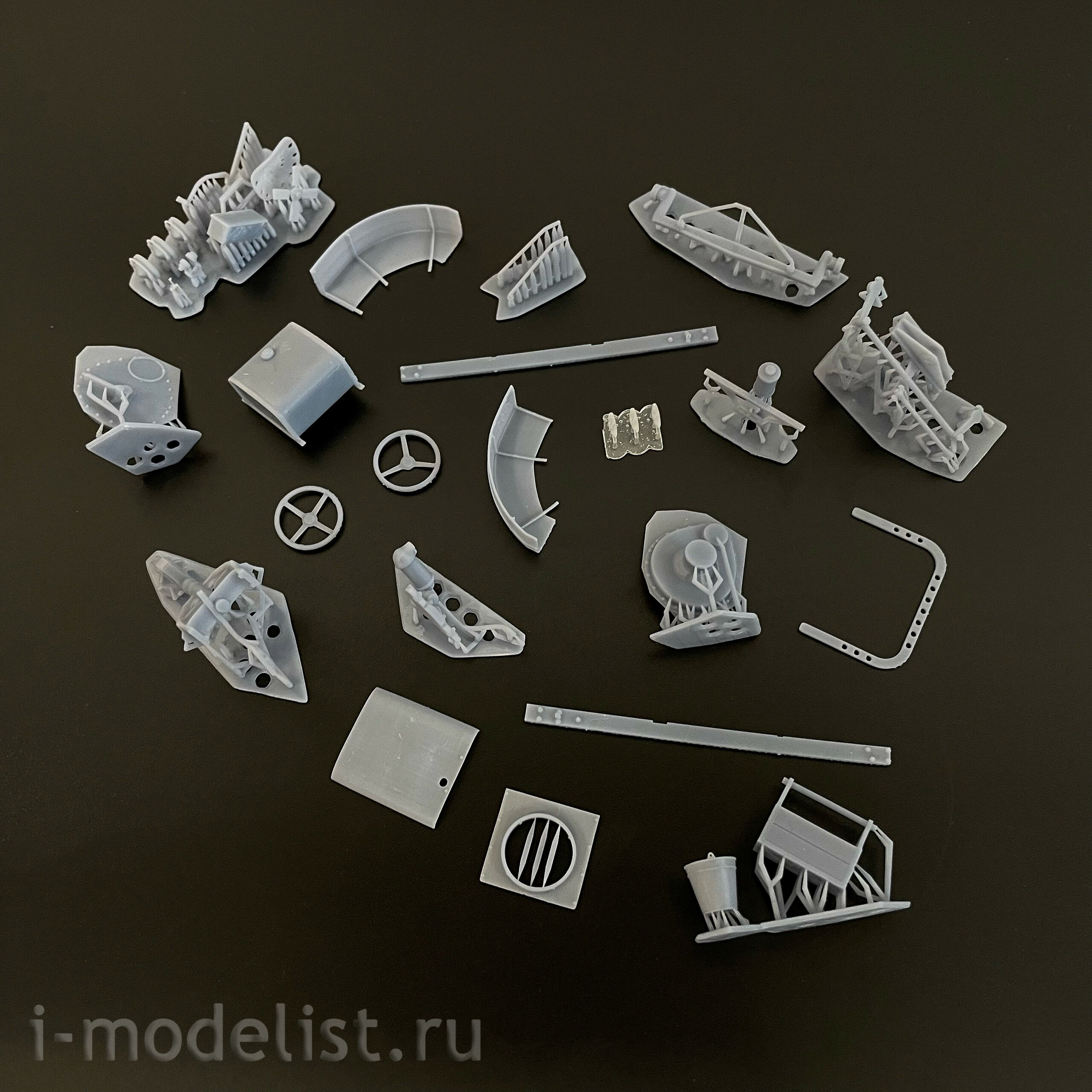 DMS-35276 ДМС 1/35 Советский болfromный трактор Универсал-2 Инсторф