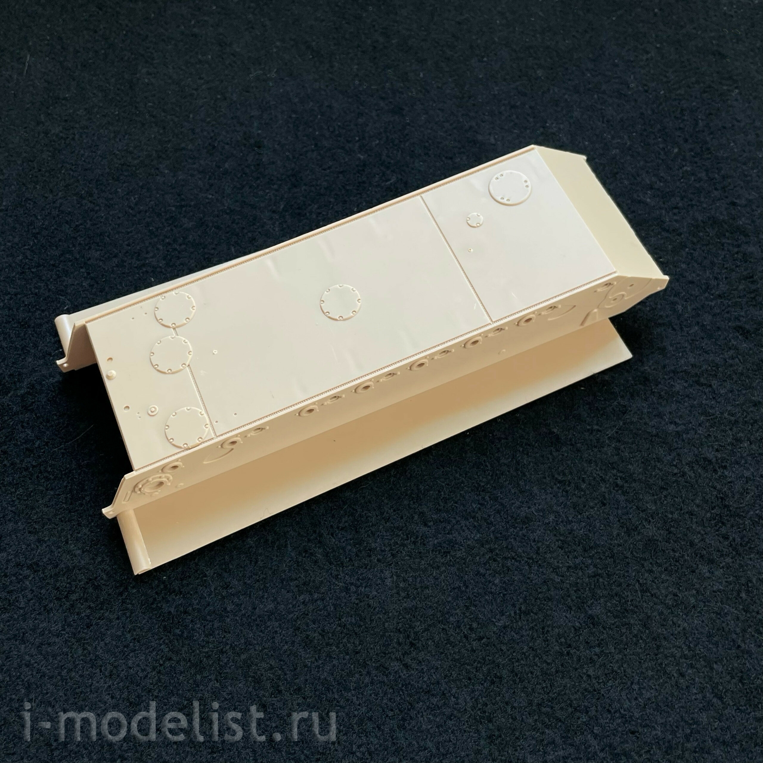 35A040 Amusing Hobby 1/35 PANTHER II the turret designed by Rheinmetall