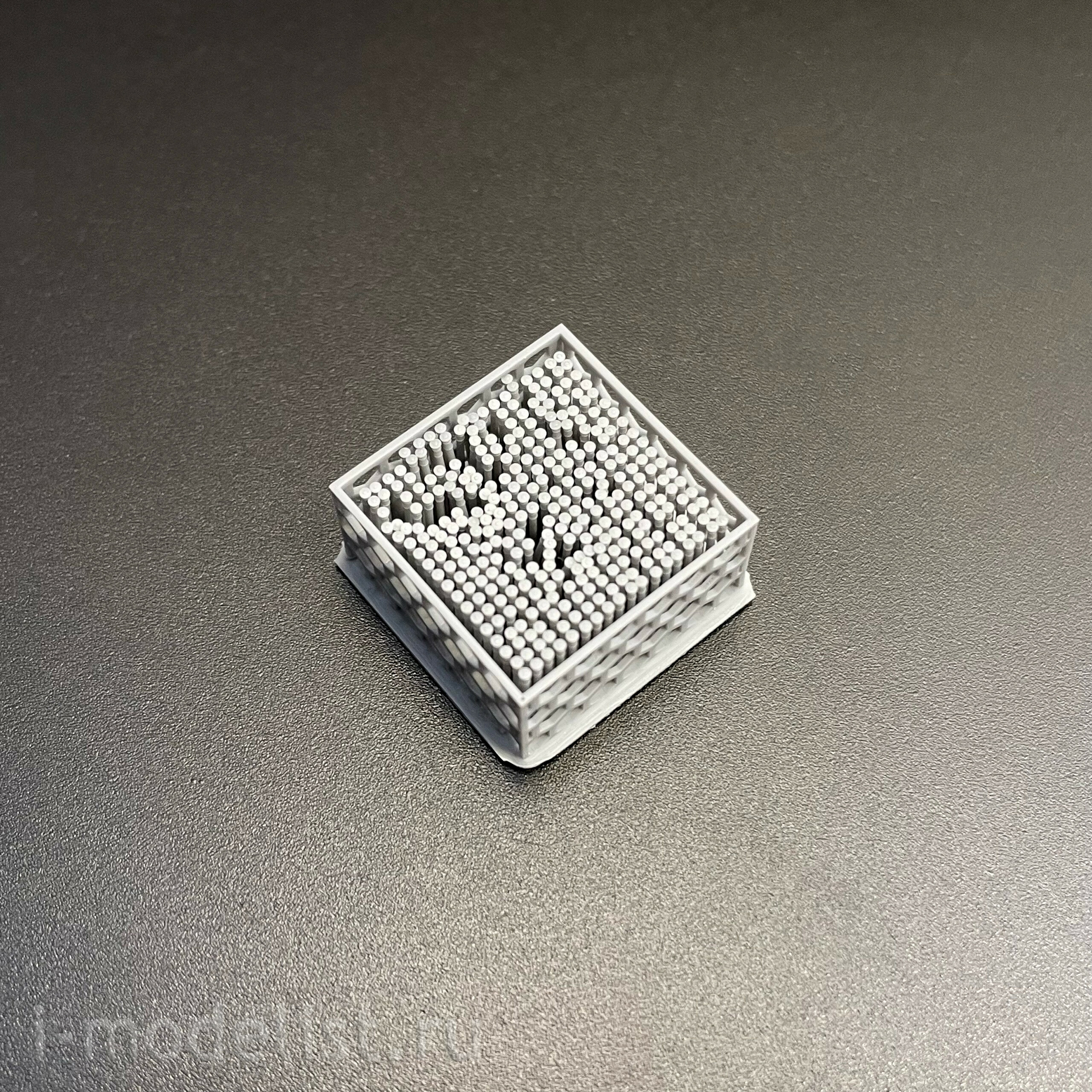 TL35033 GE Models 1/35 Траки 2С3 