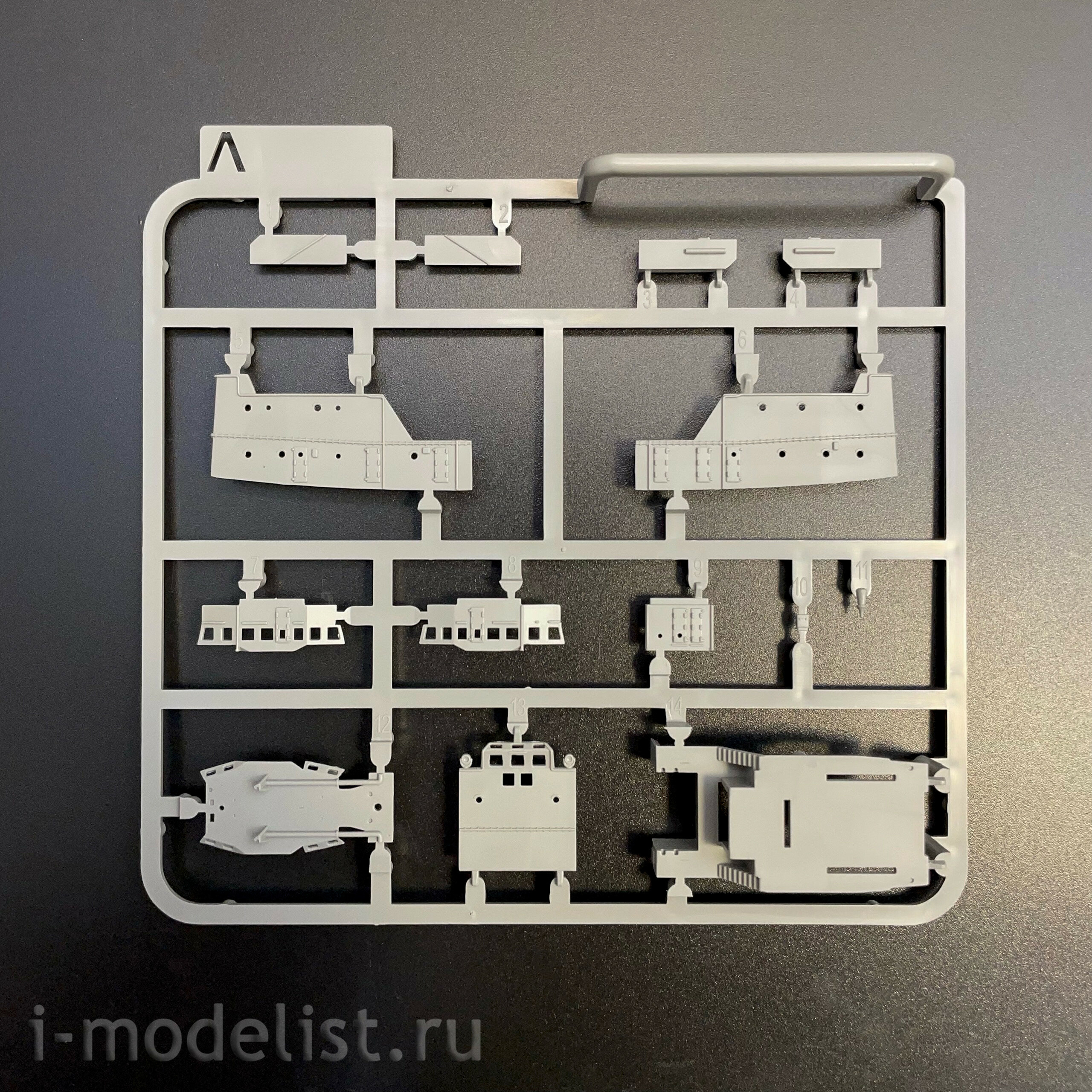 6015 Takom 1/350 Пирс плавучего моста + 8 вспомогательных суtoв