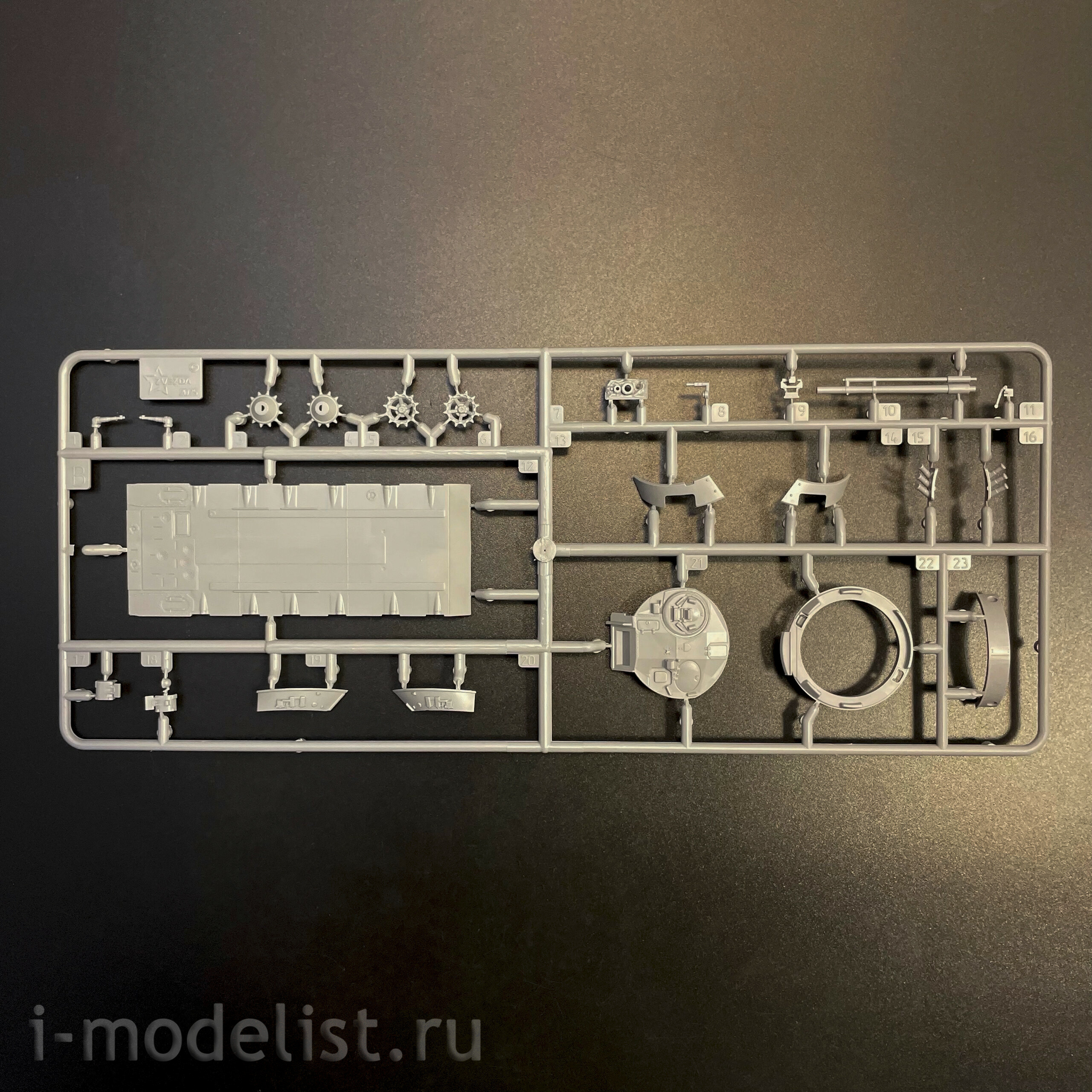 5079 Zvezda 1/72 Pre-order  Российская боевая машина пехfromы БМП-3