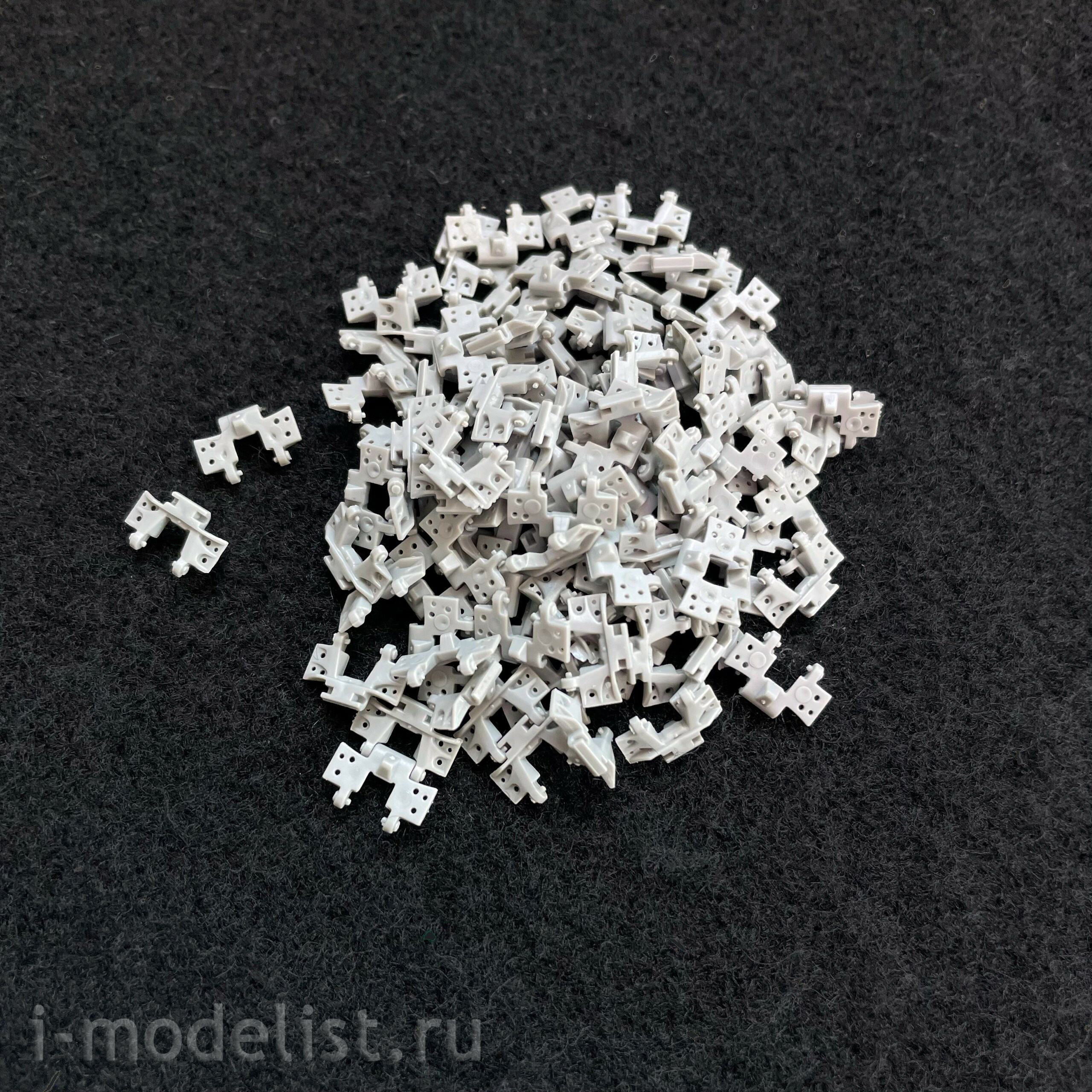Dragon 1/35 6466 Sd.Kfz.7 8t Half-Track Initial Production