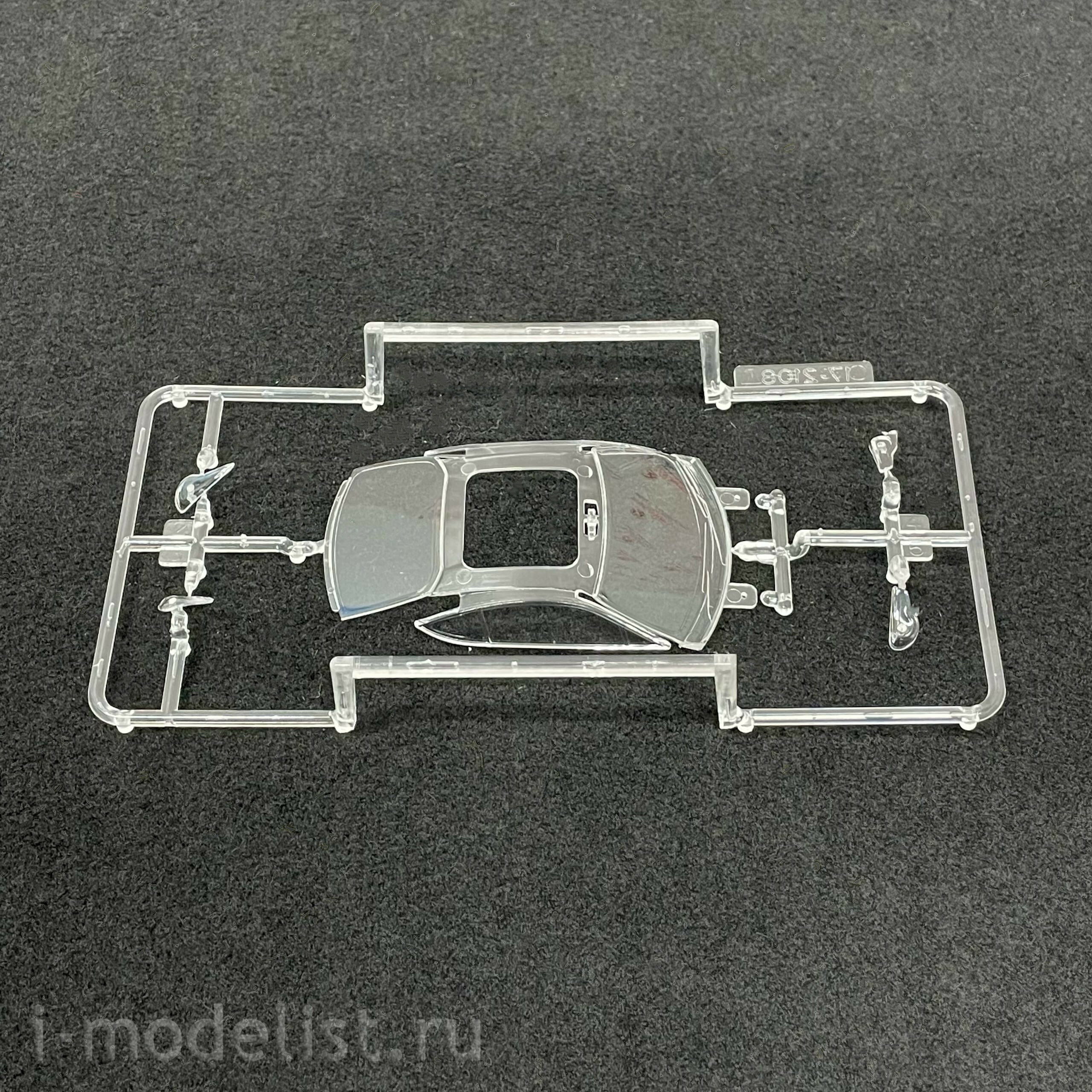 05418 Aoshima 1/32 Toyota 86 - Crystal White Pearl