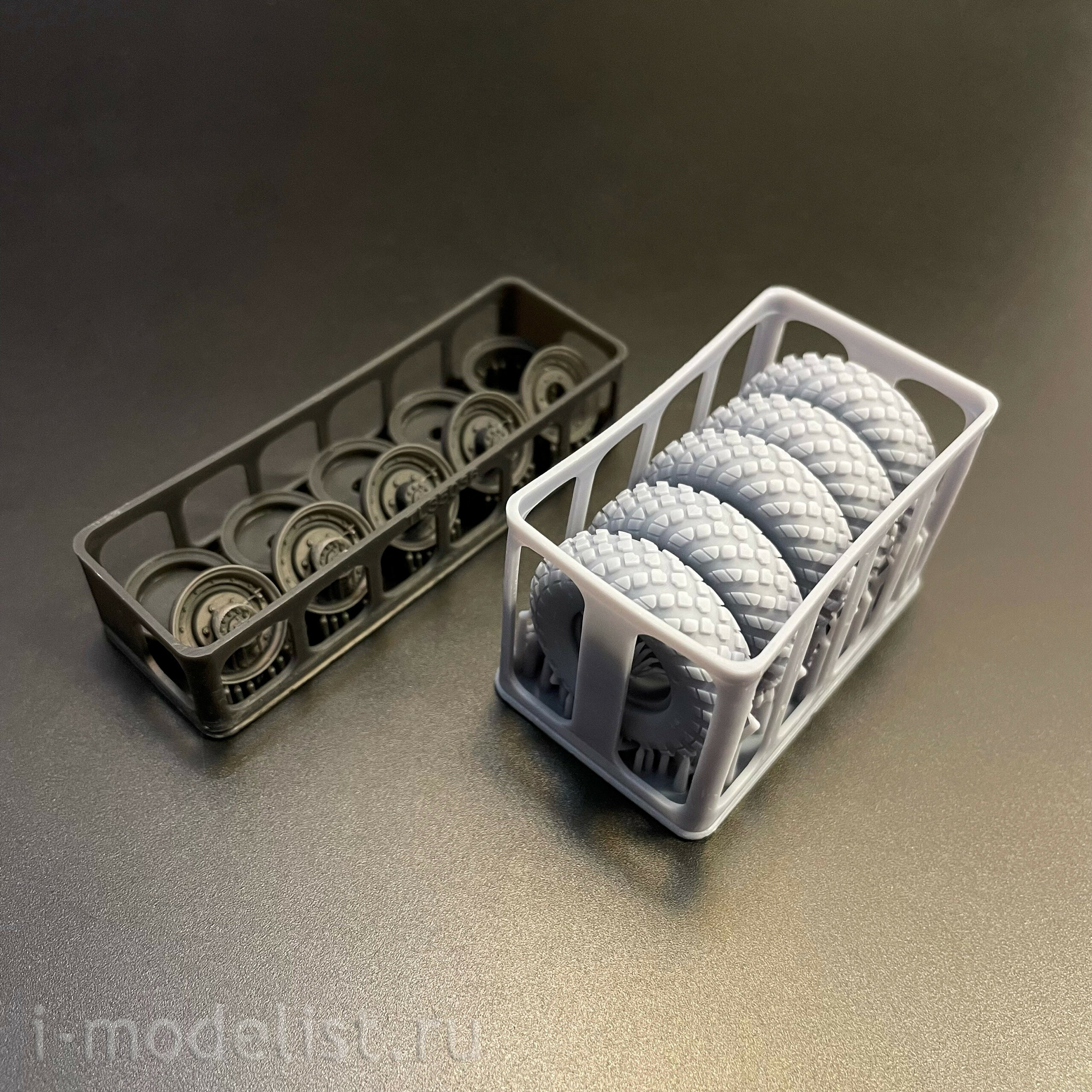 TL35036 GE Models 1/35 Колёса К-70 c просадкой на разборных дисках (ранние) для модели фирмы 