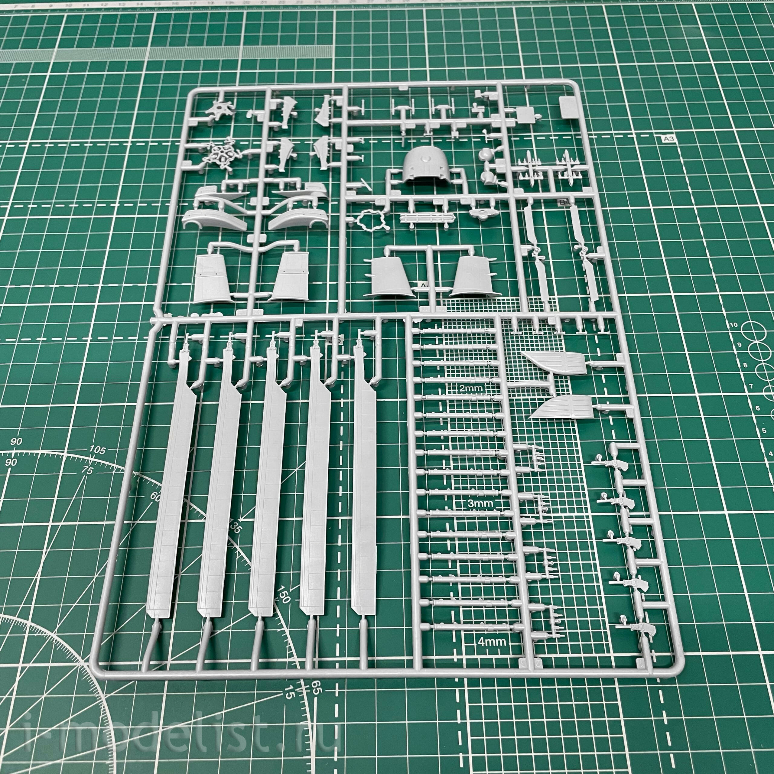7276ПН Zvezda 1/72 Подарочный набор: Российский ударный вертолет Ми-35М