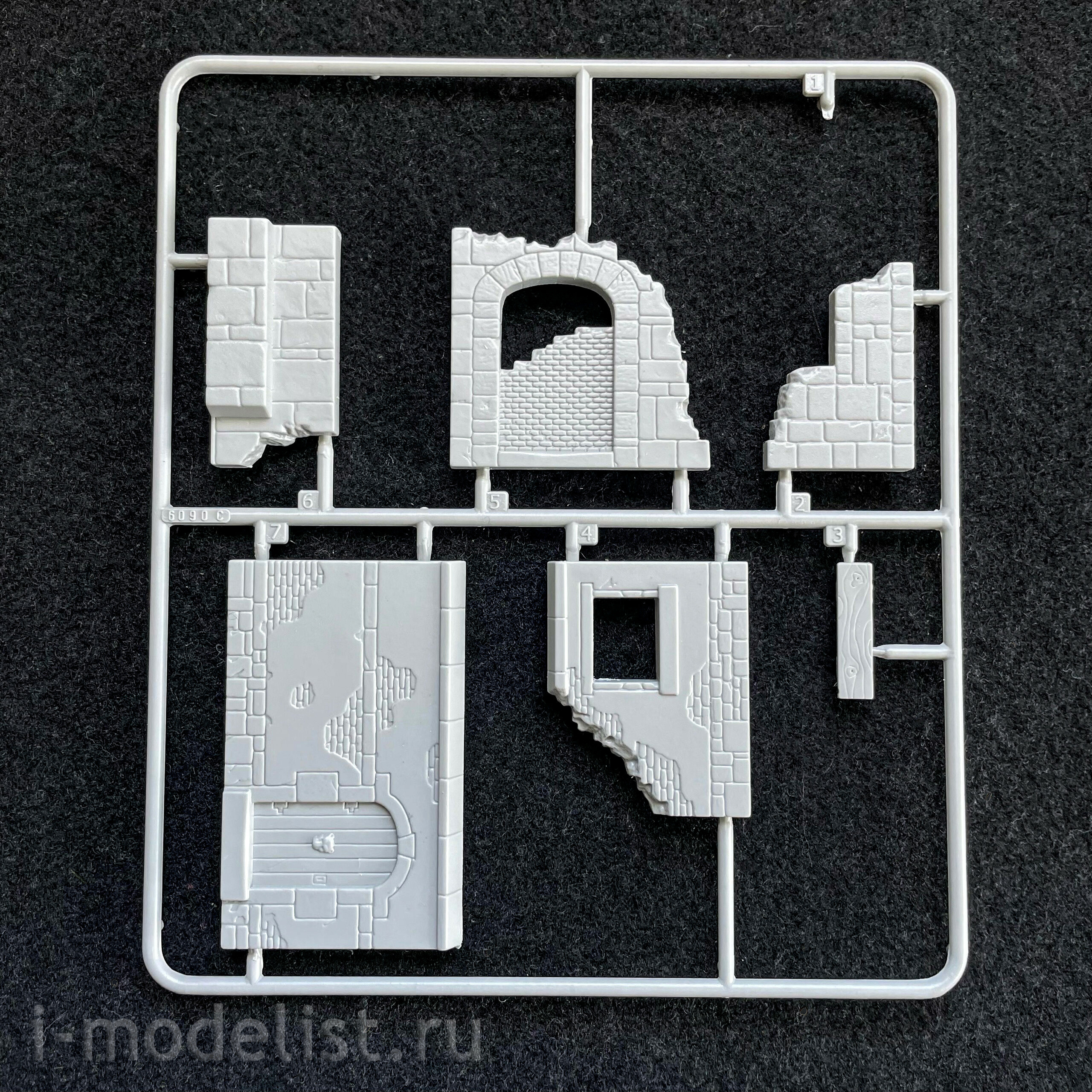 6090 Italeri 1/72 Walls And Ruins (NUM. Two)