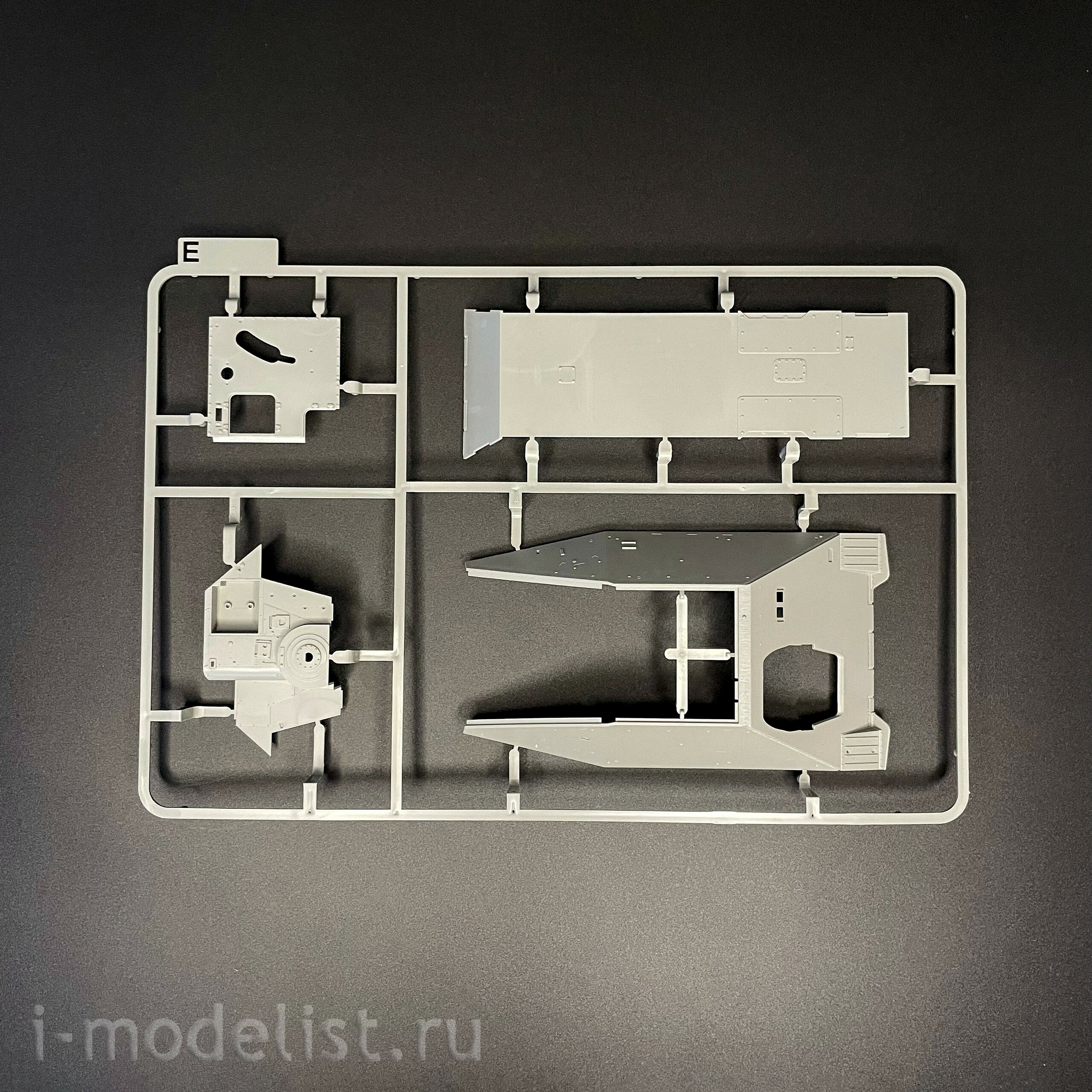 2180 Takom 1/35 САУ Flammpanzer 38(t)