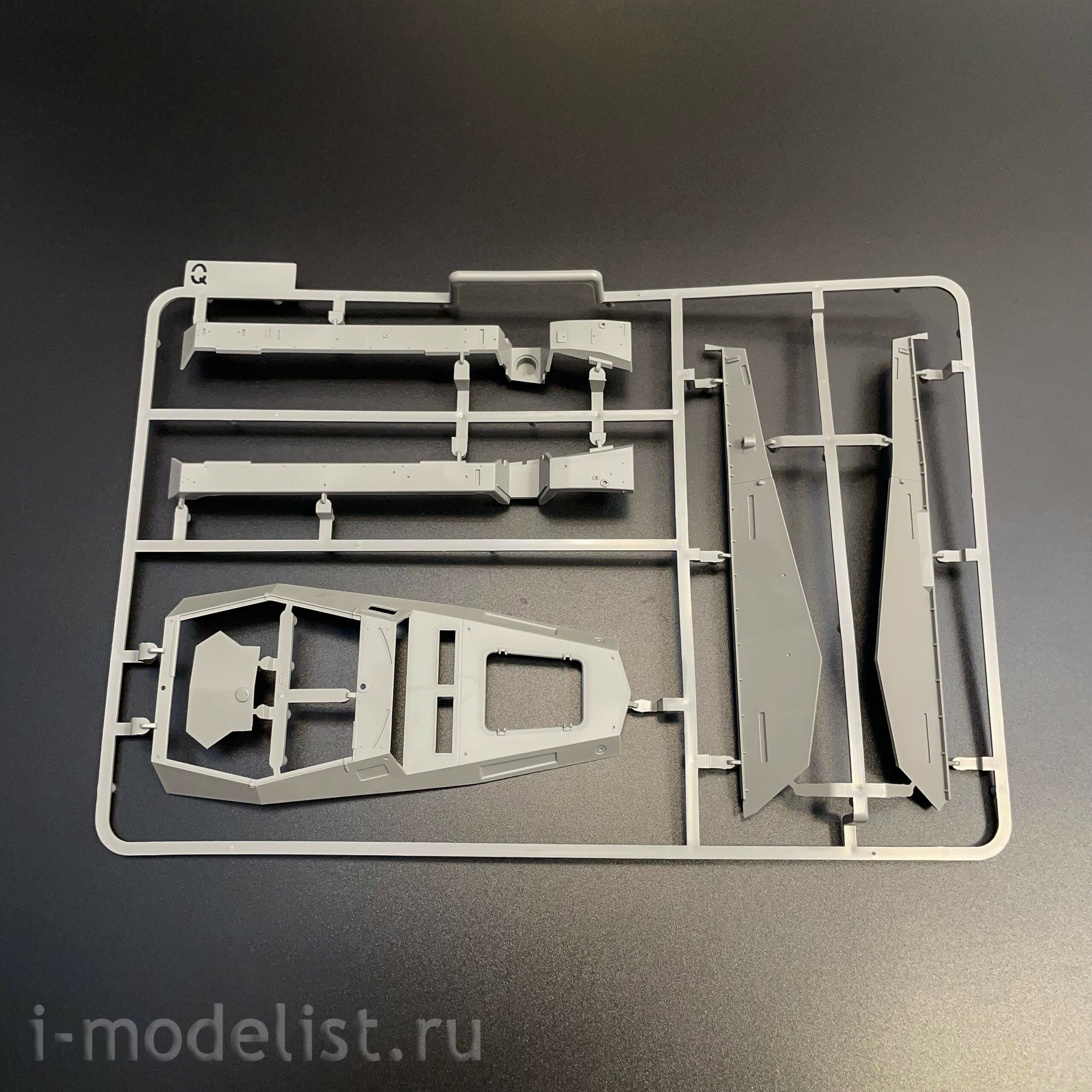 2194W Takom 1/35 Набор из трёх моделей Sd.Kfz 250/1 + Sd.Kfz 250/3 «Greif» + фигурка Erwin Rommel в 1/16	