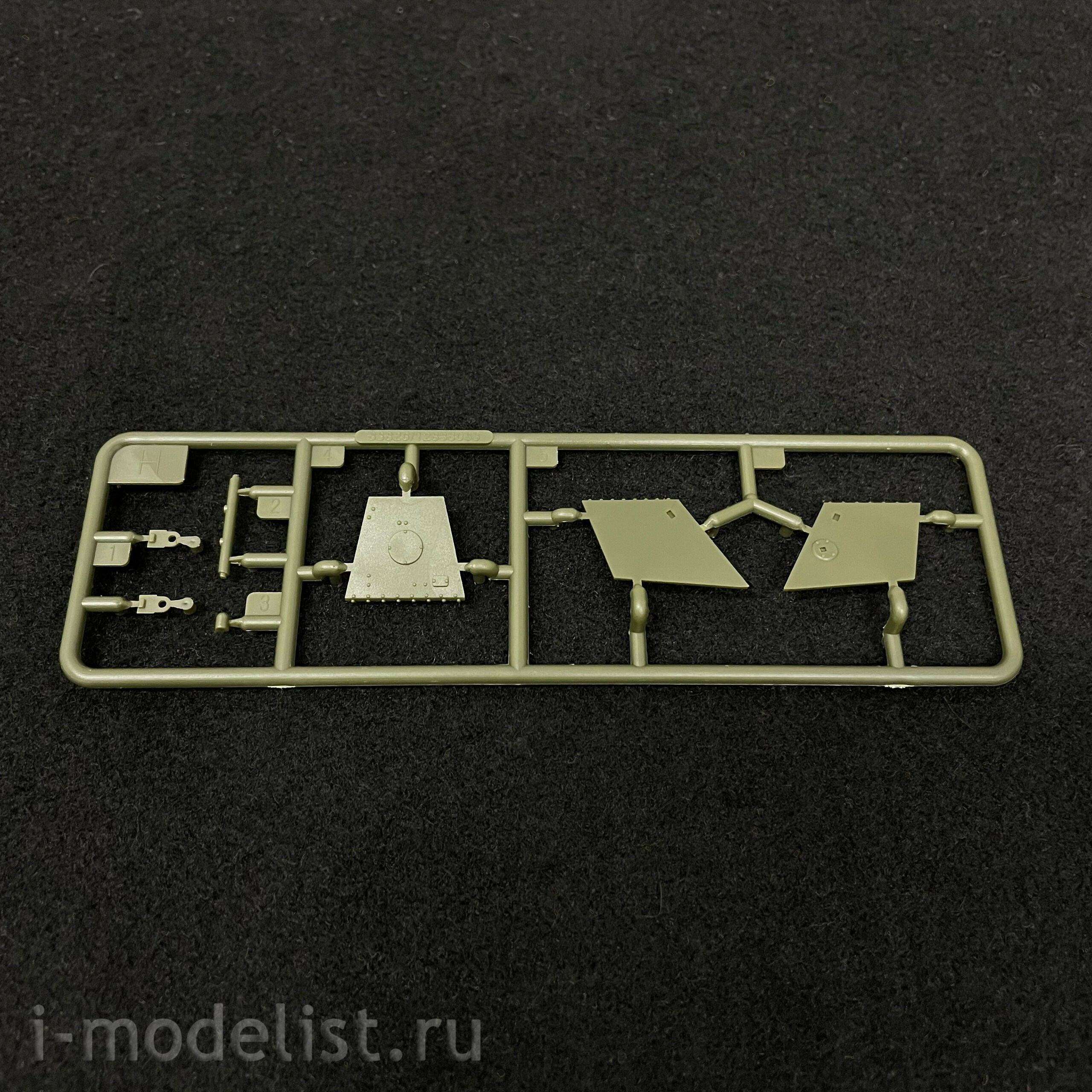 83826 HobbyBoss 1/35 Soviet light tank T-40S