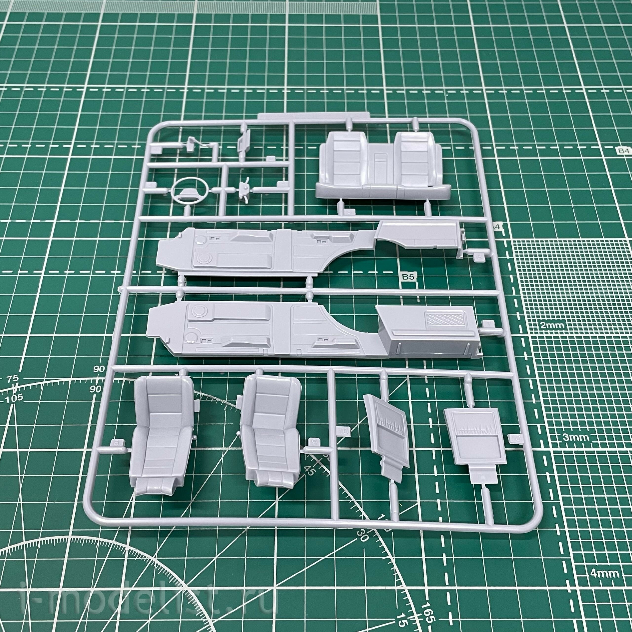05796 Aaoshima 1/24 Land Rover Lh36d Range Rover Classic 92