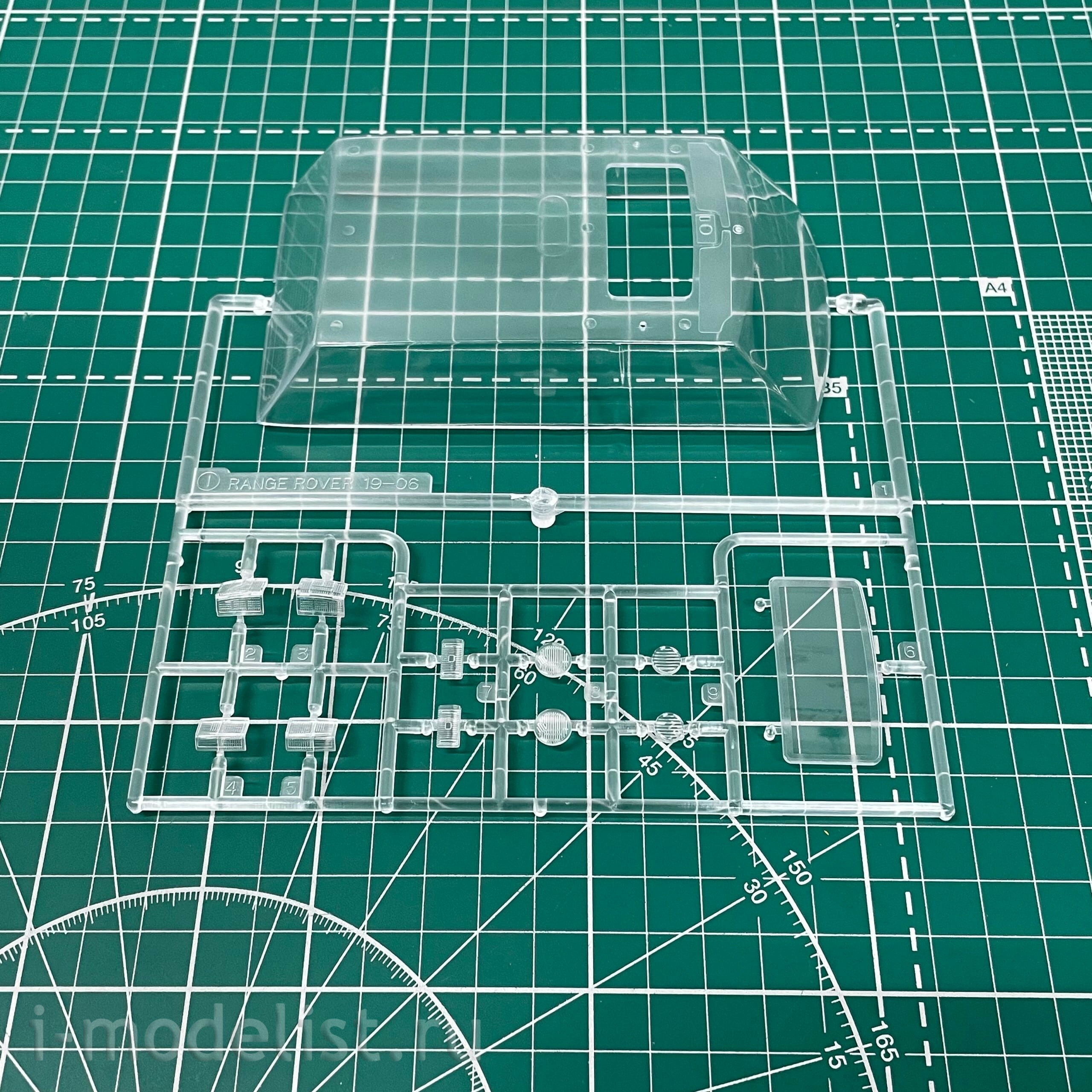 05796 Aaoshima 1/24 Land Rover Lh36d Range Rover Classic 92