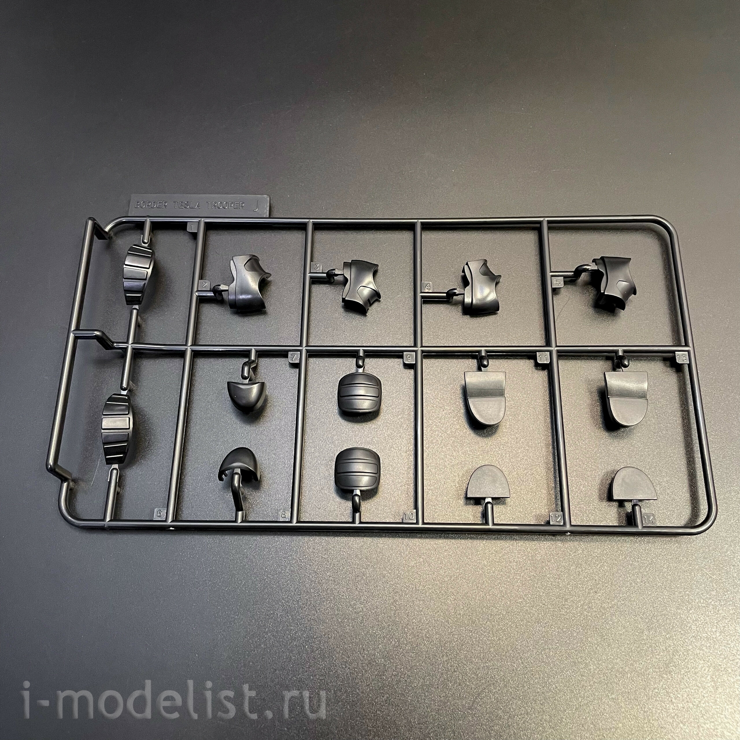BA-001 Border Model 1/12 Тесла-боец (Tesla Trooper)