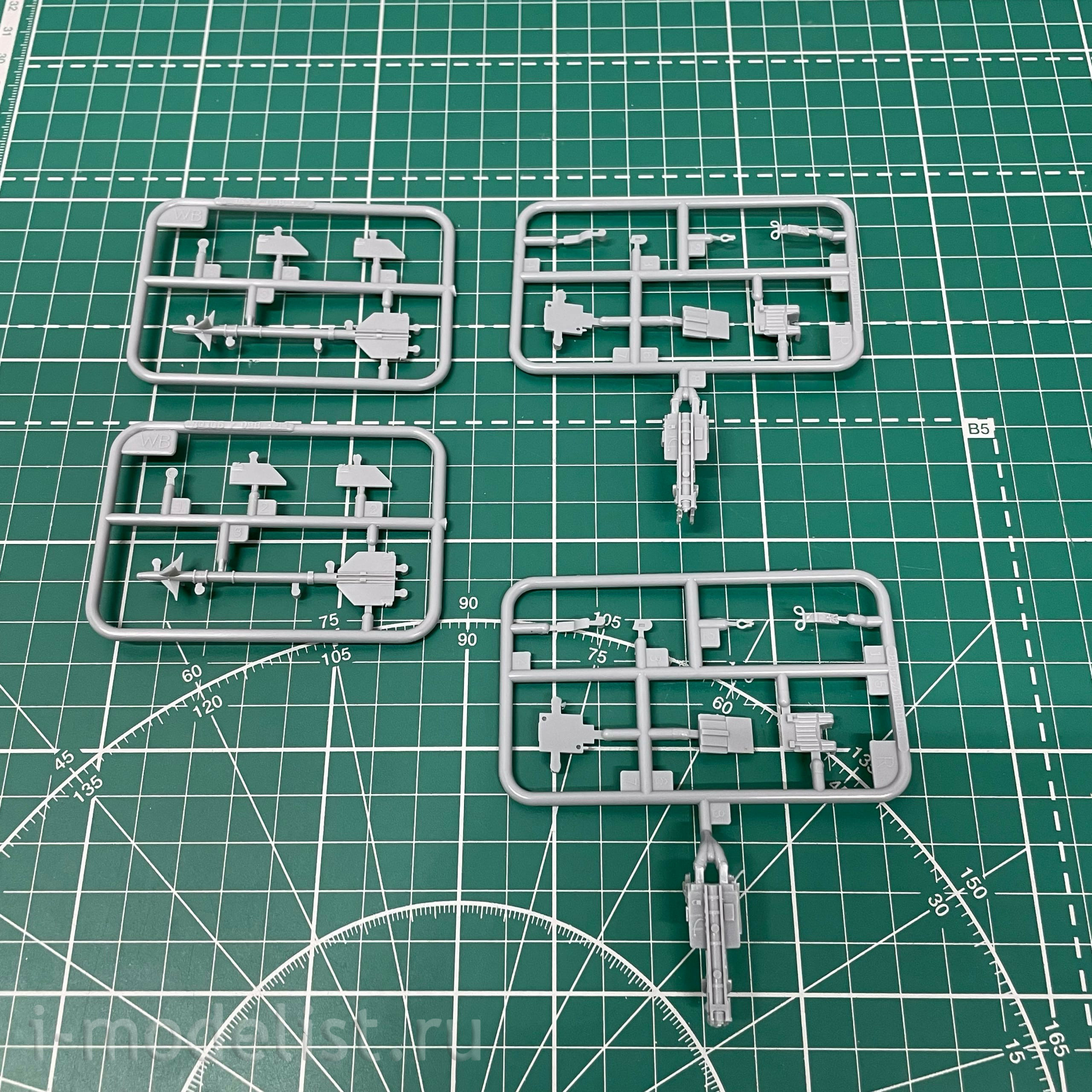 80367 HobbyBoss 1/48 F-14B Tomcat Aircraft