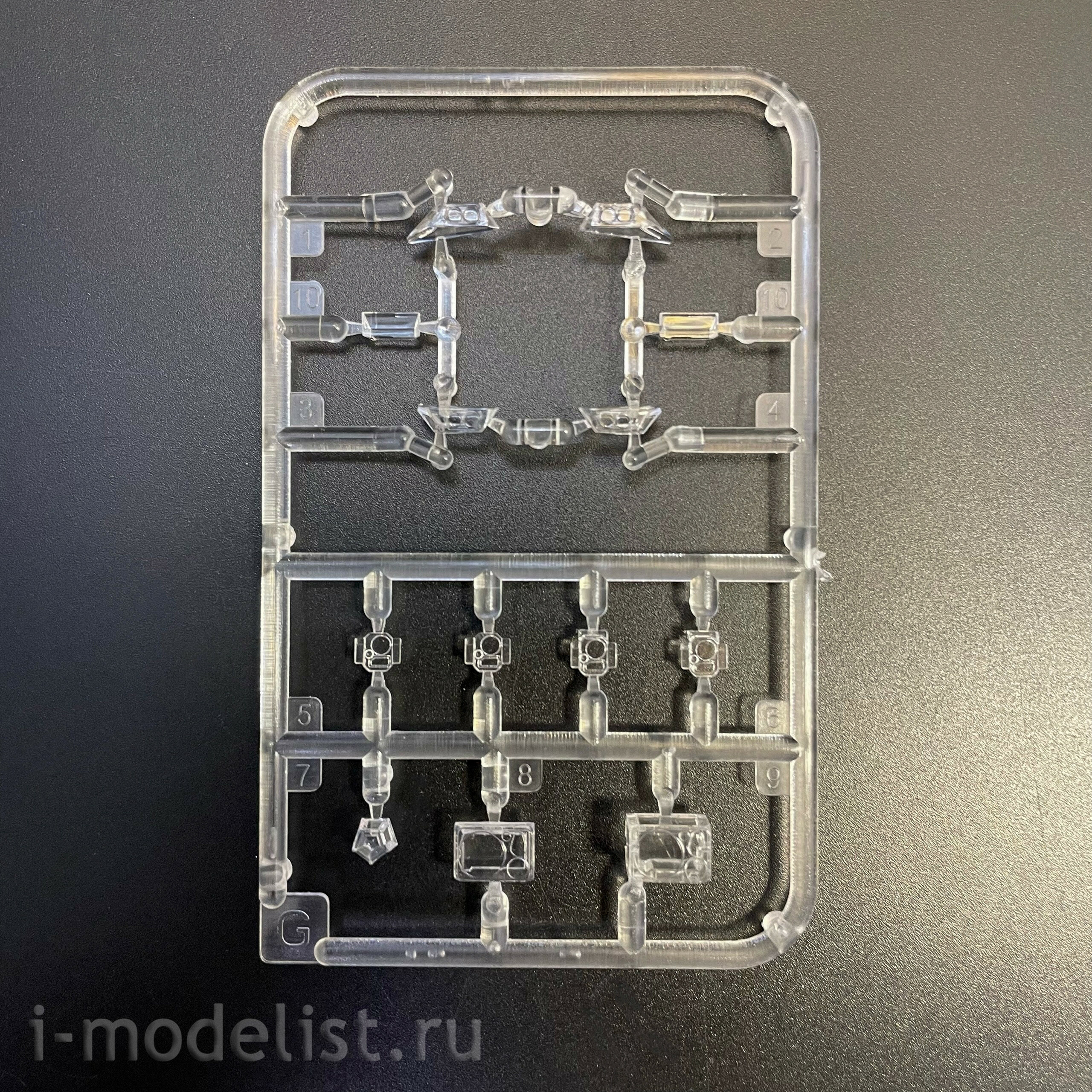 35A065 Amusing Hobby 1/35 Notмецкий основной боевой танк Panther KF51U