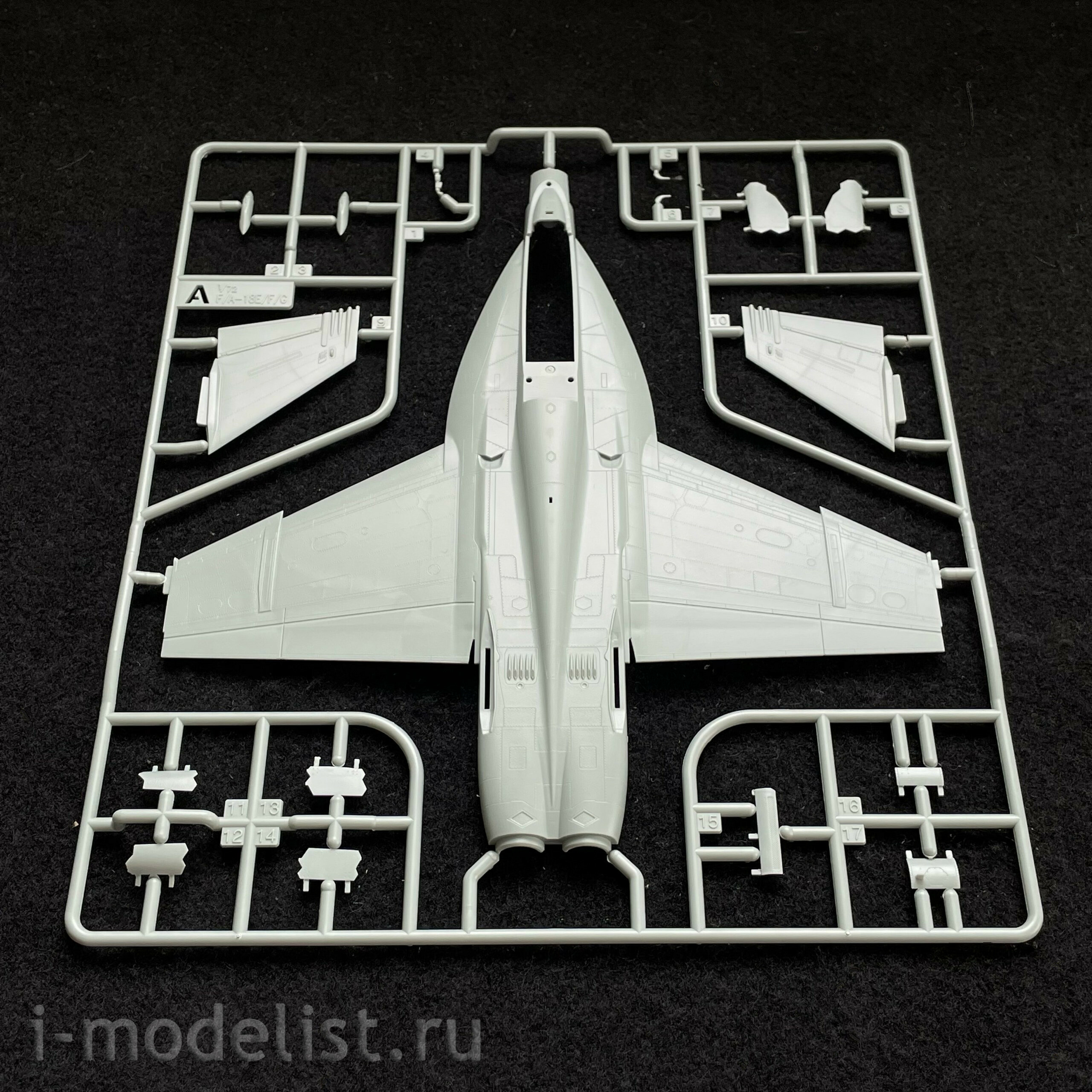 12547 Academy 1/72 Aircraft USN F/A-18E VFA-143 