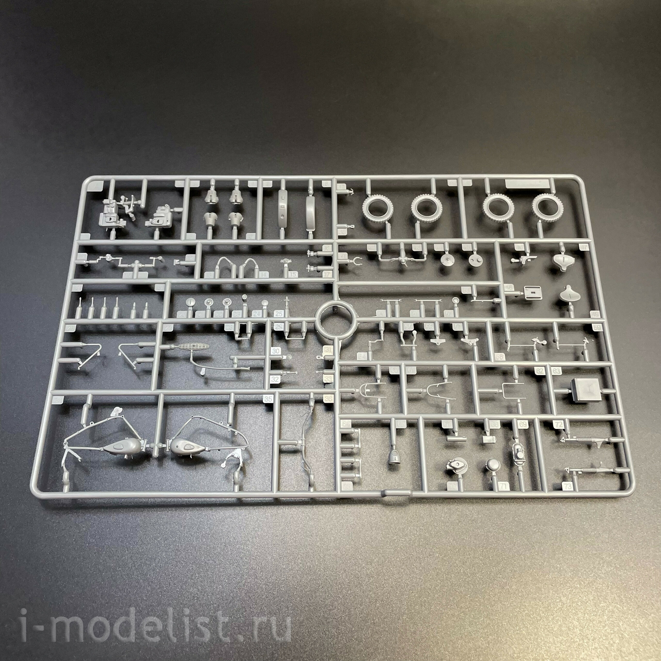 L3527 Great Wall Hobby 1/35 Notмецкие мfromоциклы R75 и KS750 времён Второй мировой войны