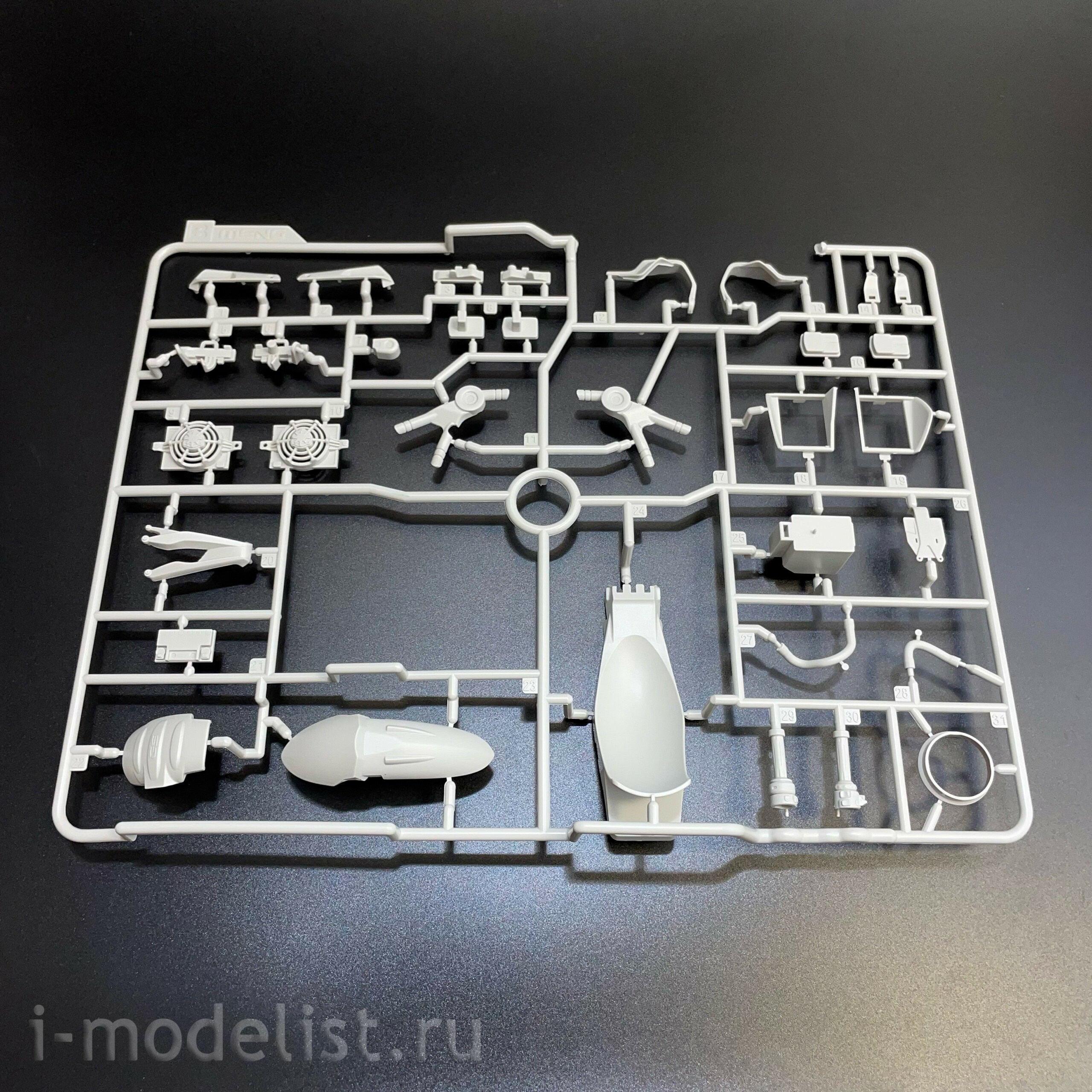 MT-005 Meng 1/9 Баварский мfromоцикл R 1250 GS ADV
