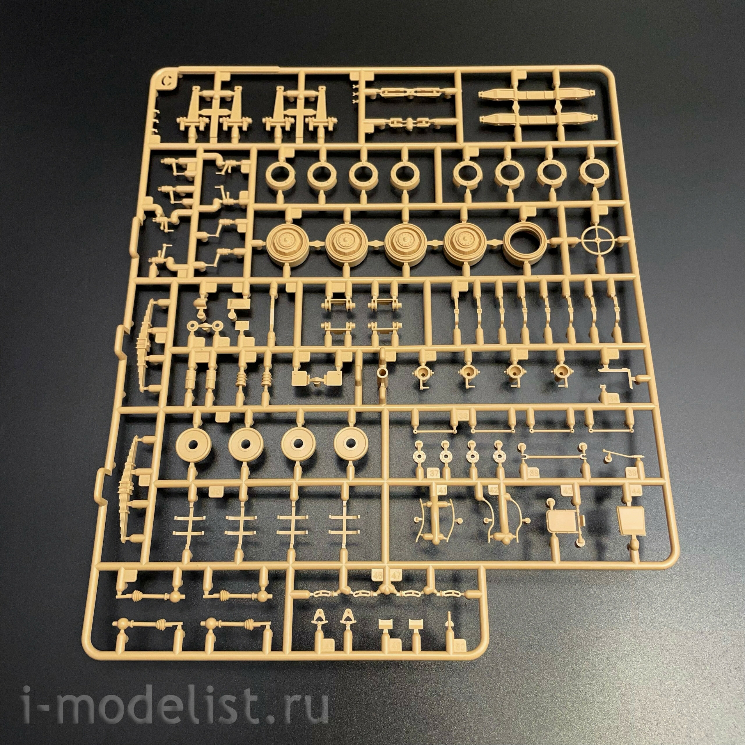 RM-5118 Rye Field Model 1/35 Notмецкий бронеавтомобиль Sd.Kfz.234/4 Pz.Spähwagen с полным интерьером