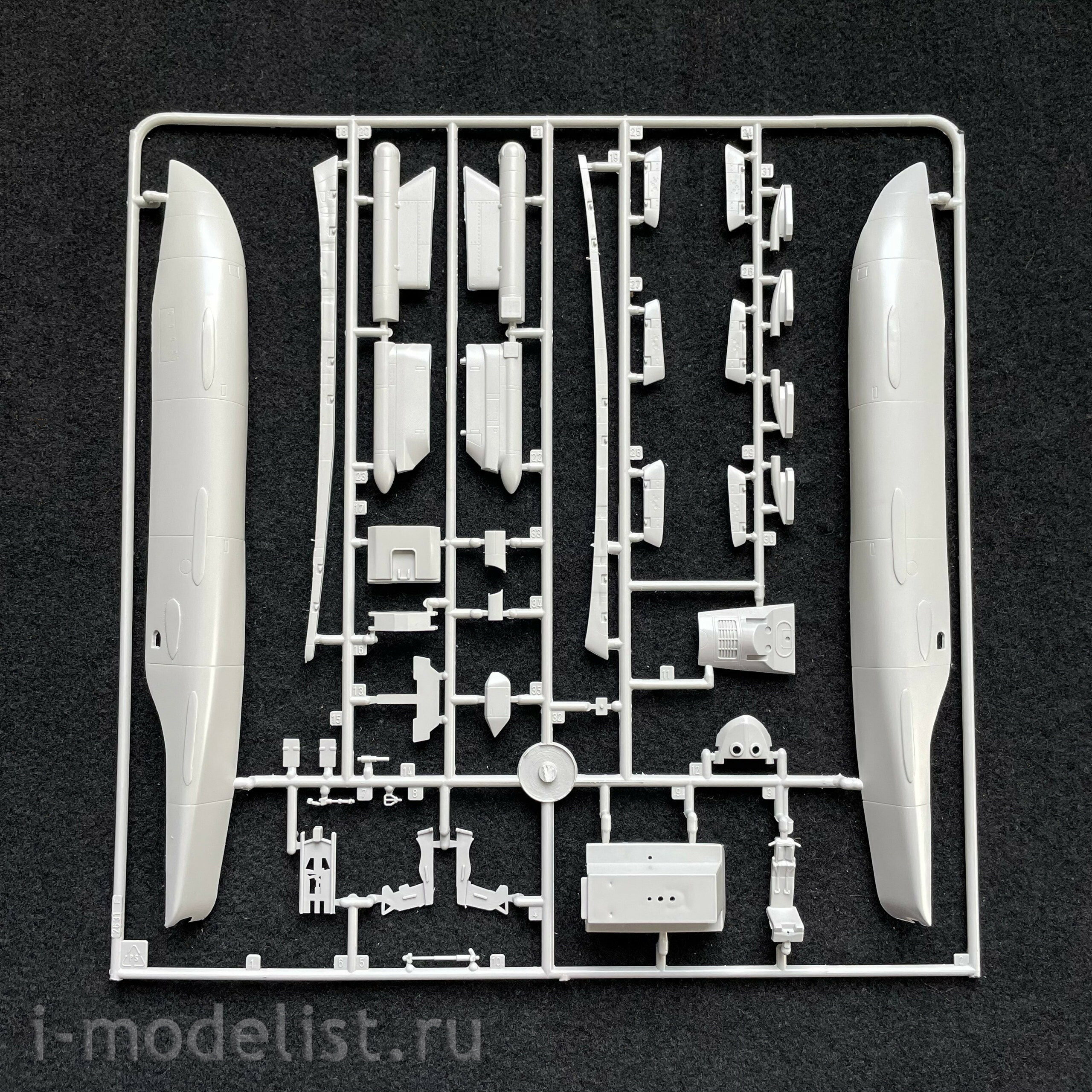 2803 Italeri 1/48 F-15E Strike Eagle Fighter