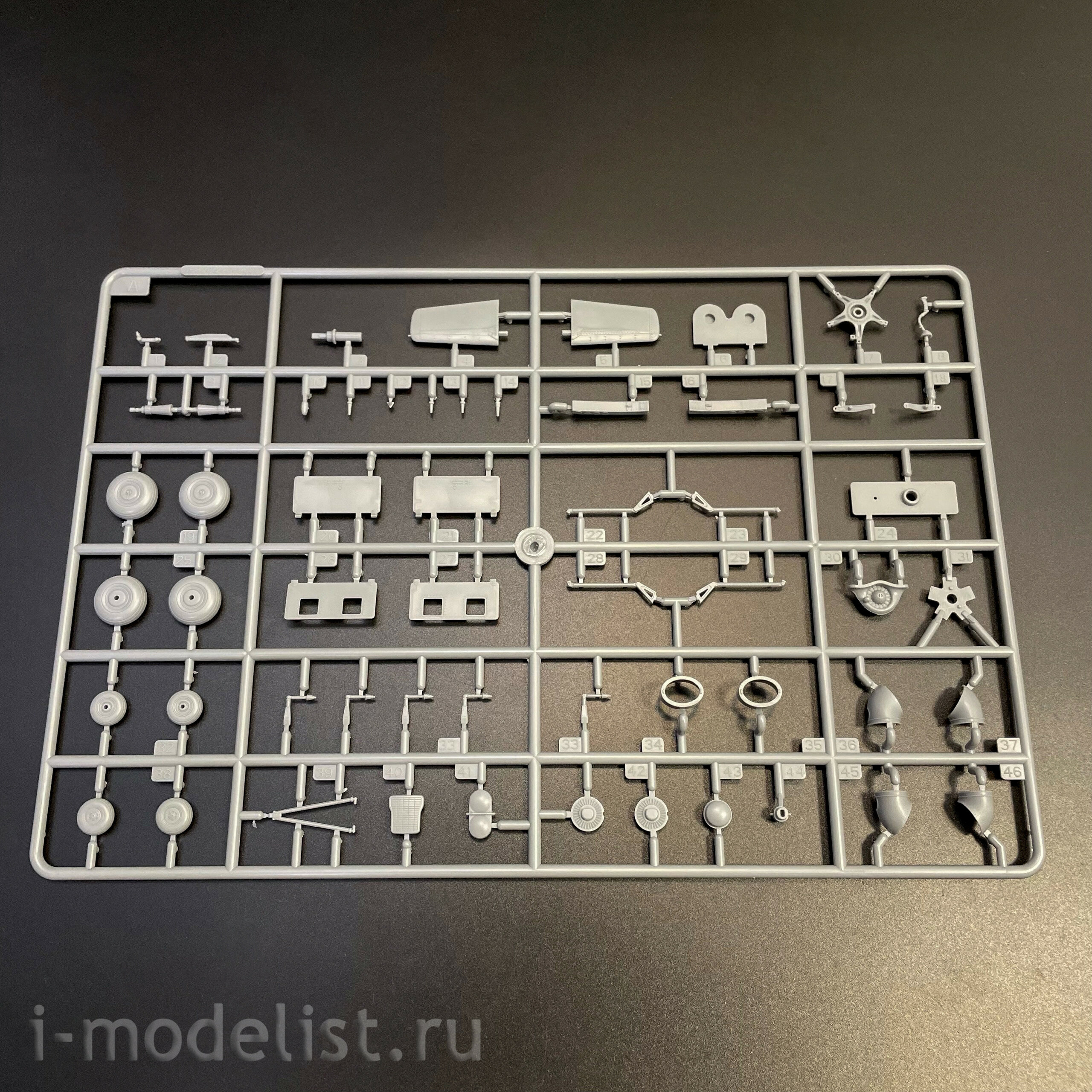 05830 Т$ач 1/48 Российский вертолёт Ми-35М Hind-E