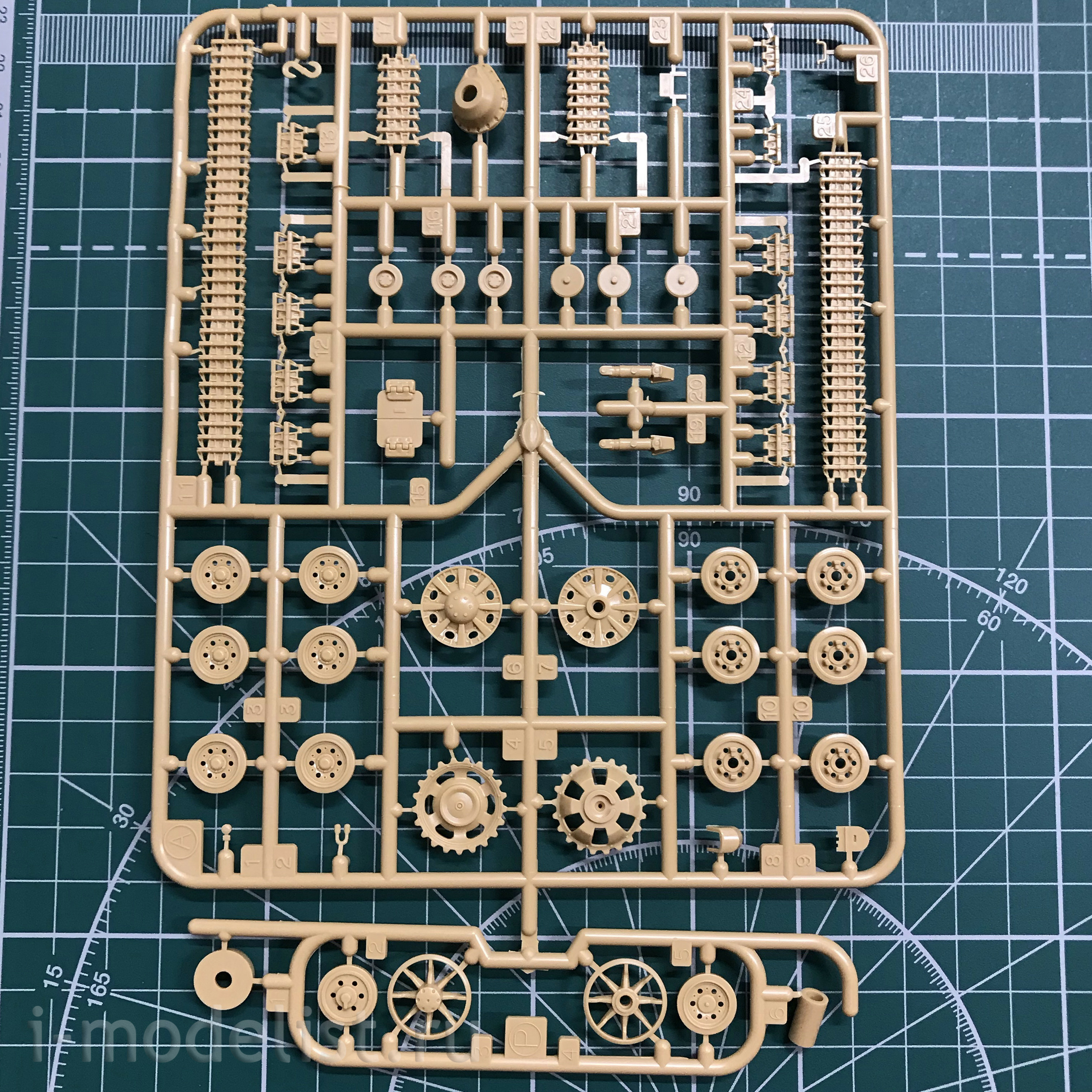 32543 Tamiya 1/48 German tank Pz.Kpfw Iii Ausf.N