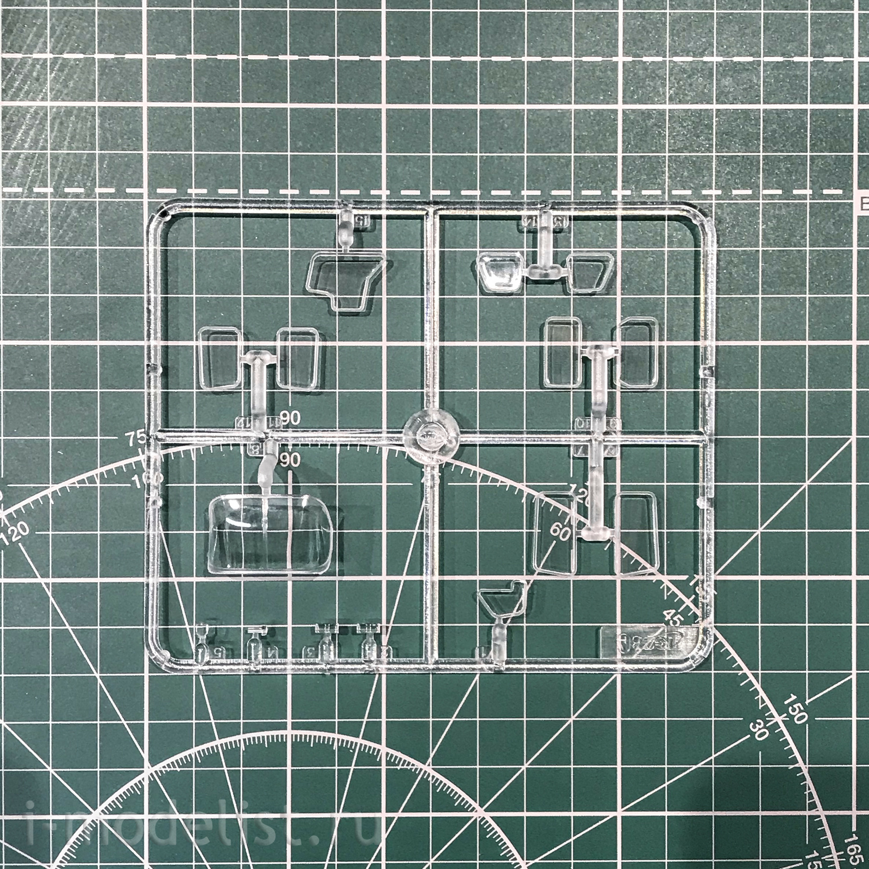 48290 ICM 1/48 Cessna O-2A Skymaster, an American reconnaissance aircraft