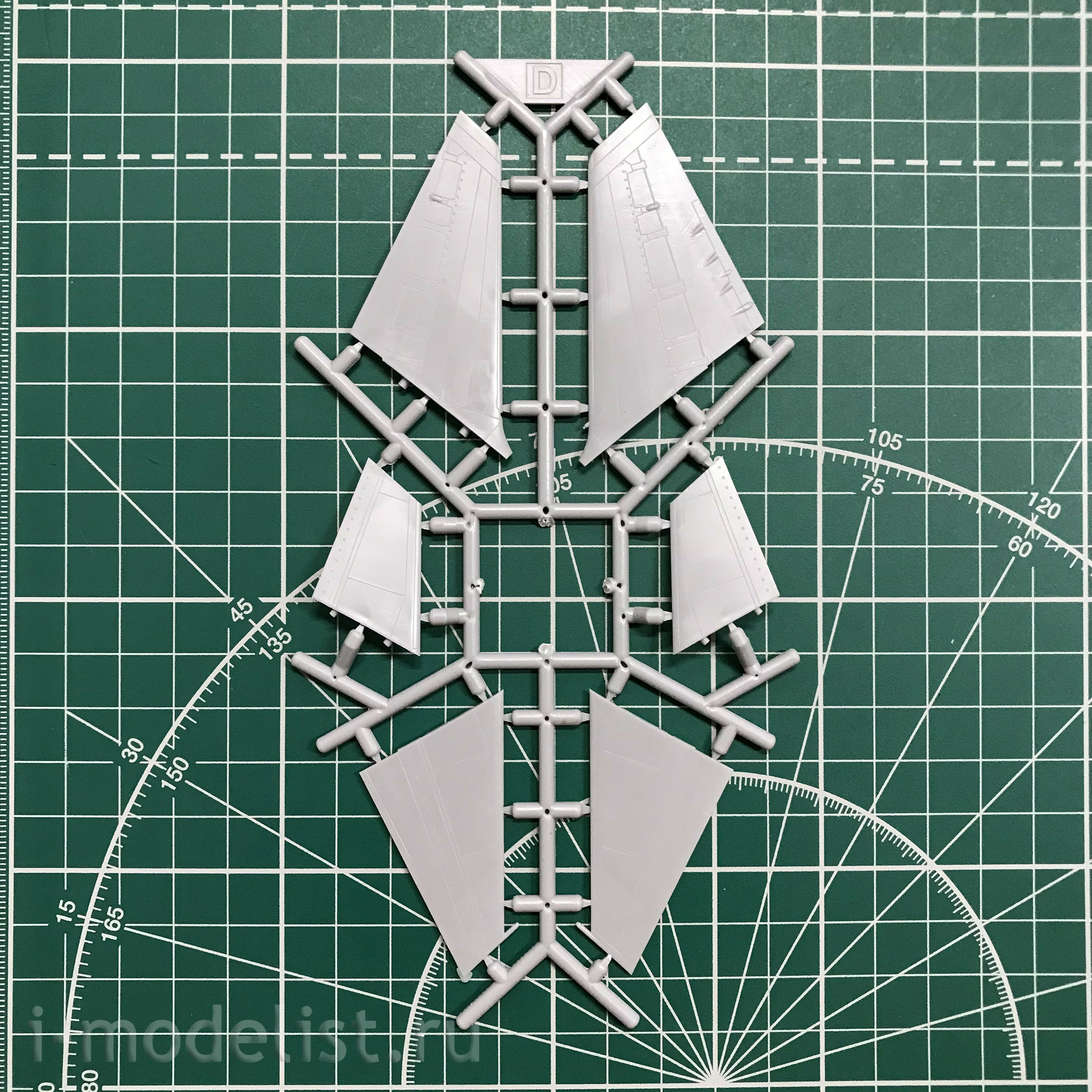 144144-3 Orient Express 1/144 CV880 CATHAY Airliner