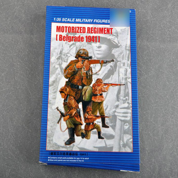 00403 Trumpeter 1/35 German Motorized Regiment Belgrade 1941