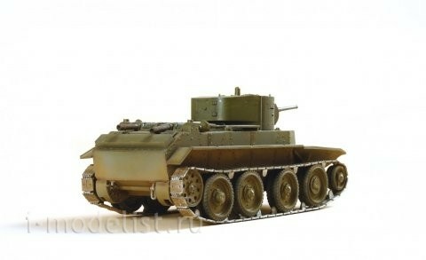 3545 Zvezda 1/35 Soviet tank BT-7
