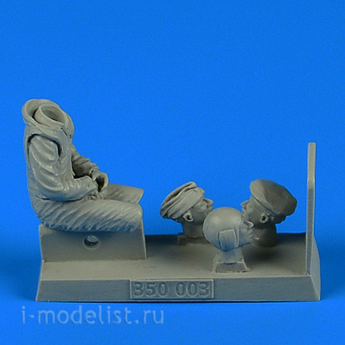 350 003 Aires 1/35 Kriegsmarine sailor-crew for German schnellboats, German Human Torpedoes, German midget and coastal submarines