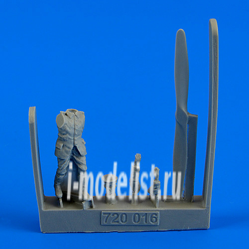 720 016 Aires 1/72 German and Austro-Hungarian Aircraft Mechanic WWI expansion Pack. 1914-1918) - part 1