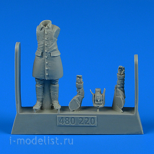 480 220 Aires 1/48 Royal Flying Corps (RFC) WWI Pilot with map