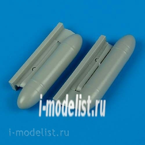 QB72 210 1/72 QuickBoost * a Set of additions Hurricane external fuel tank