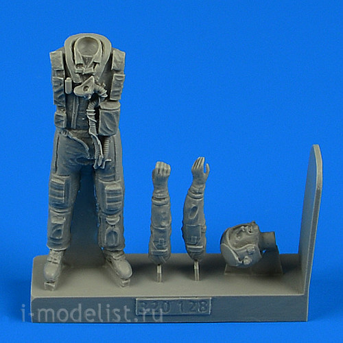 320 128 Aires 1/32 Modern Czech Air Force Fighter Pilot